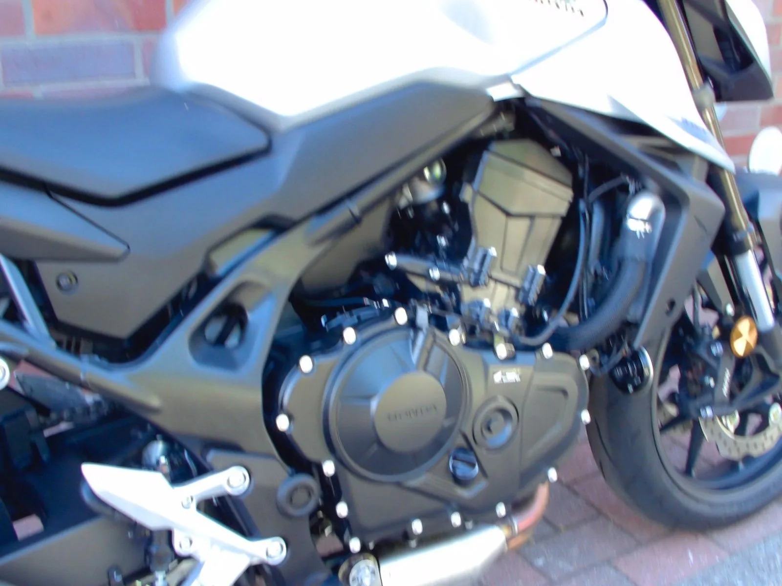 Honda CB750 Hornet CB 750 Hornet ABS \* 1. Hand \*