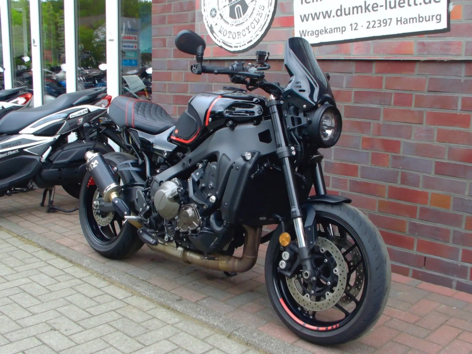 Yamaha XSR900