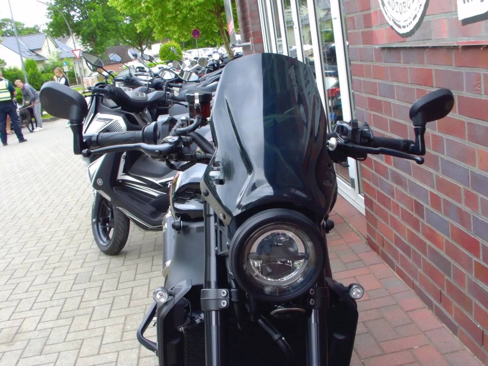 Yamaha XSR900