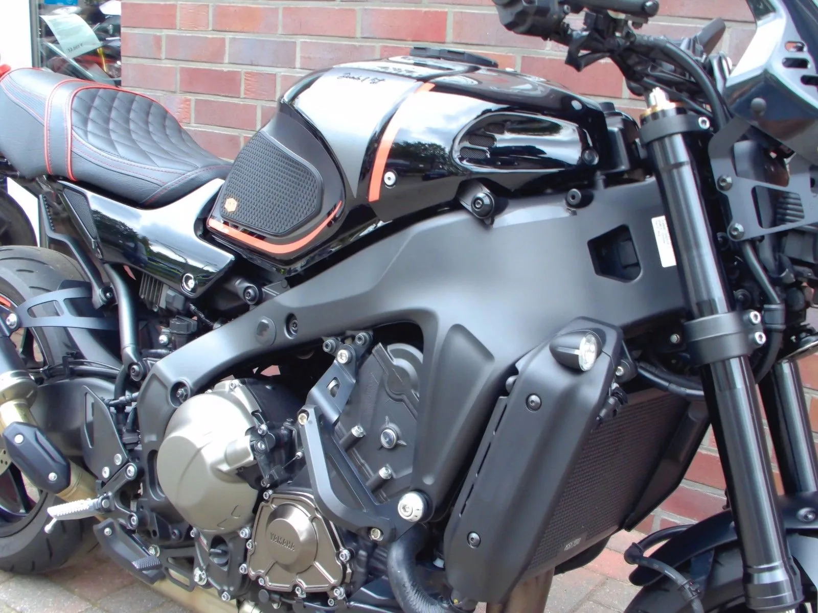Yamaha XSR900