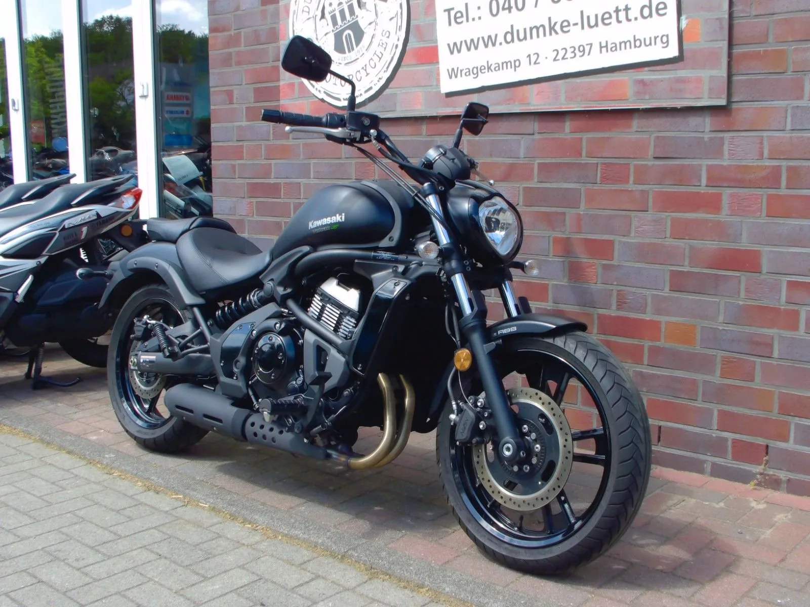 Kawasaki Vulcan S ABS 1. Hand