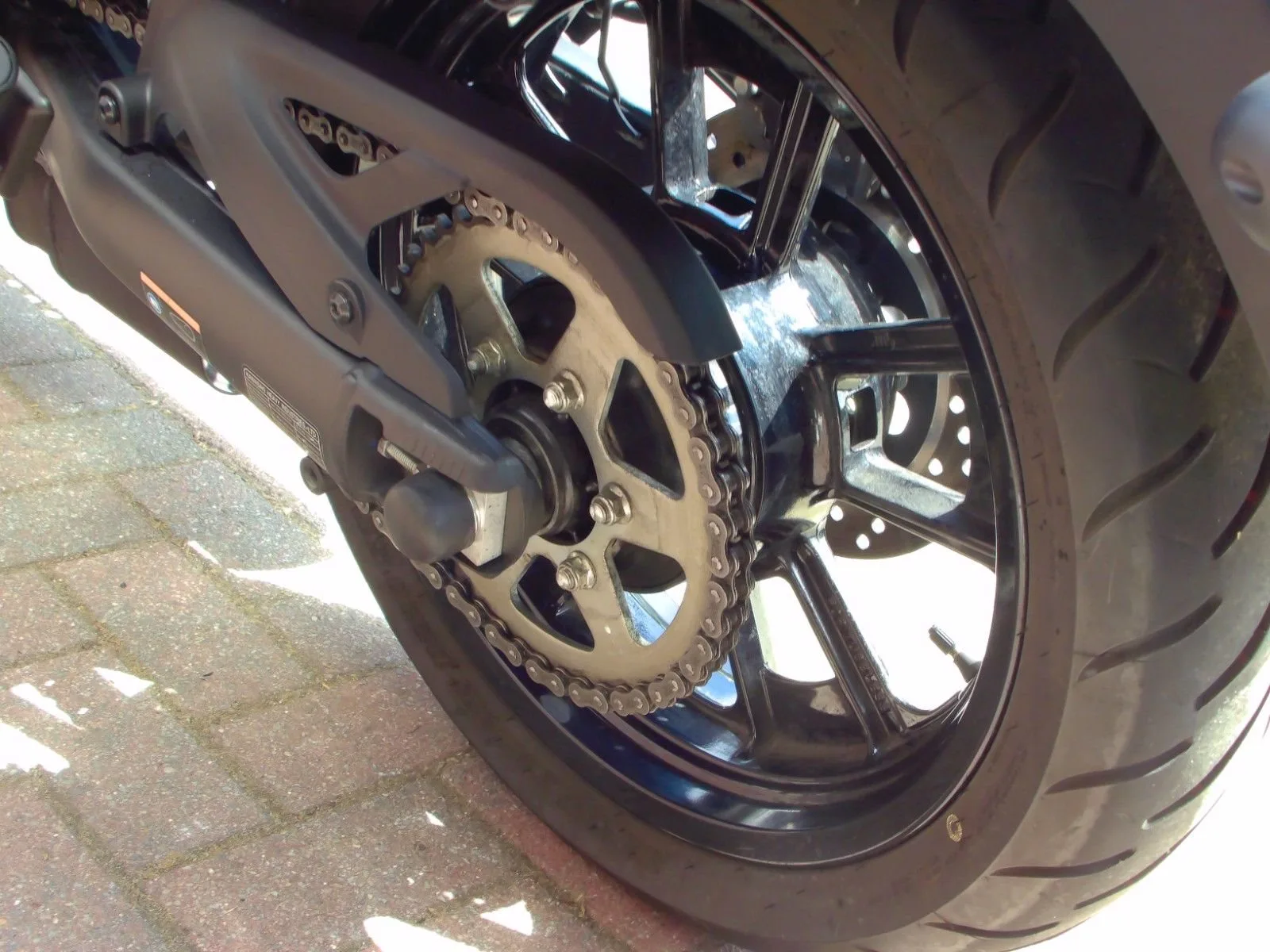 Kawasaki Vulcan S ABS 1. Hand