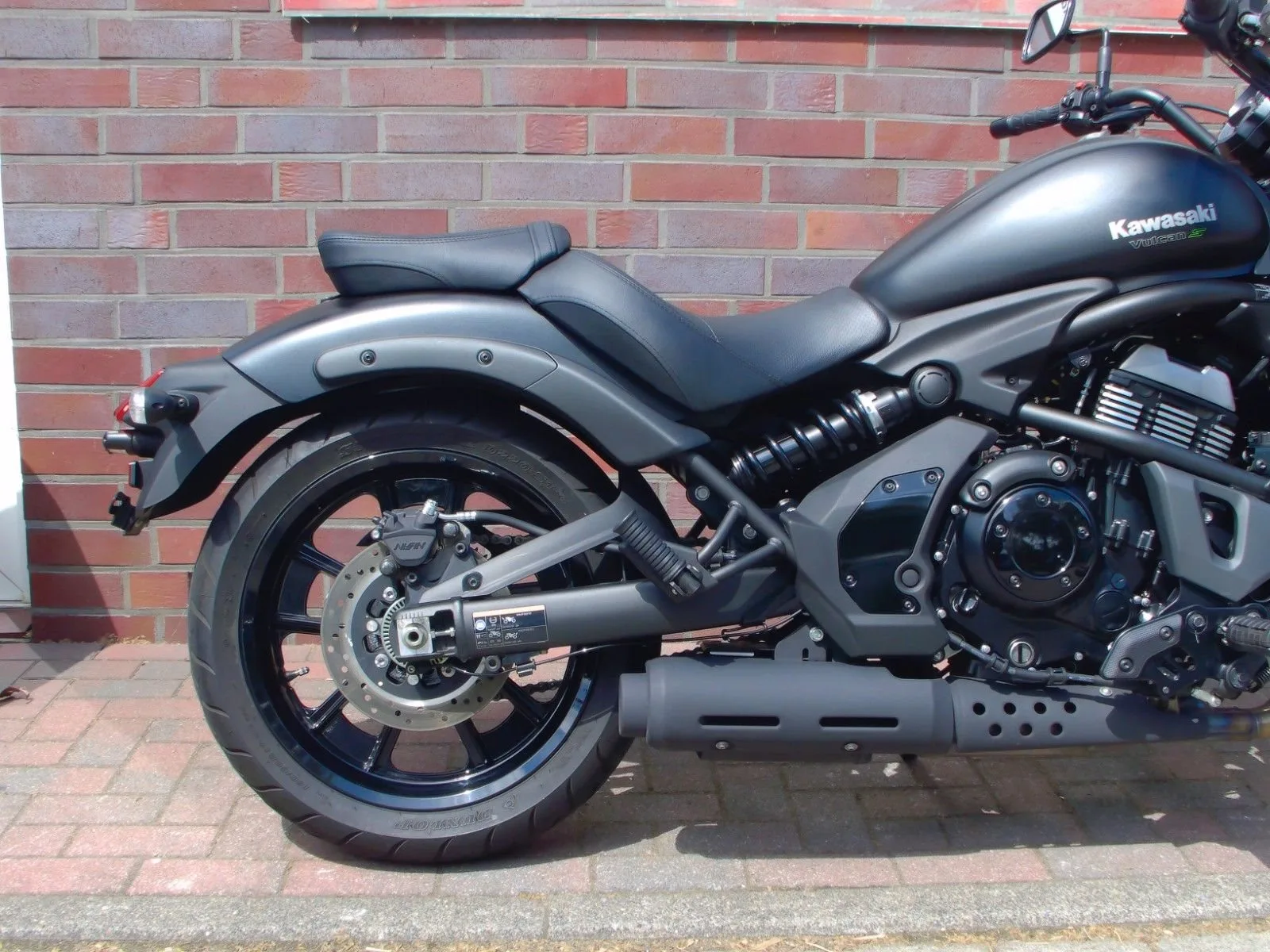 Kawasaki Vulcan S ABS 1. Hand