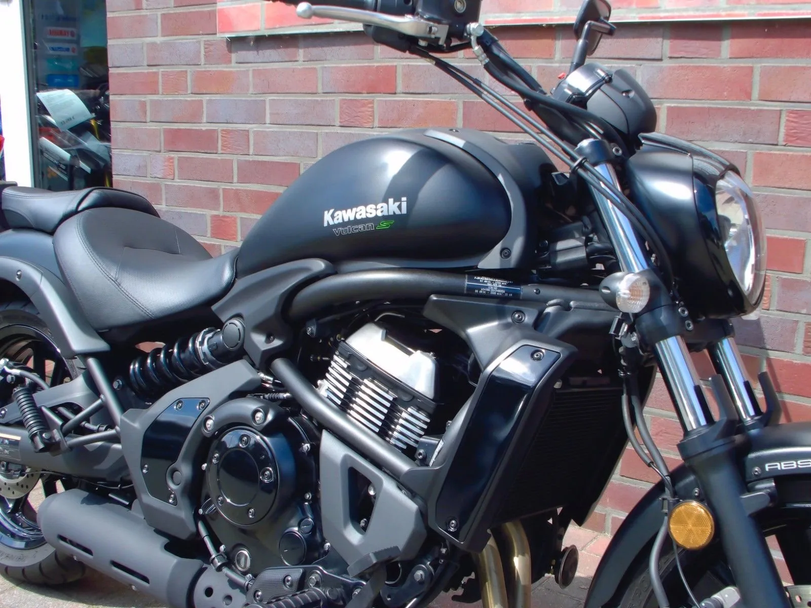 Kawasaki Vulcan S ABS 1. Hand