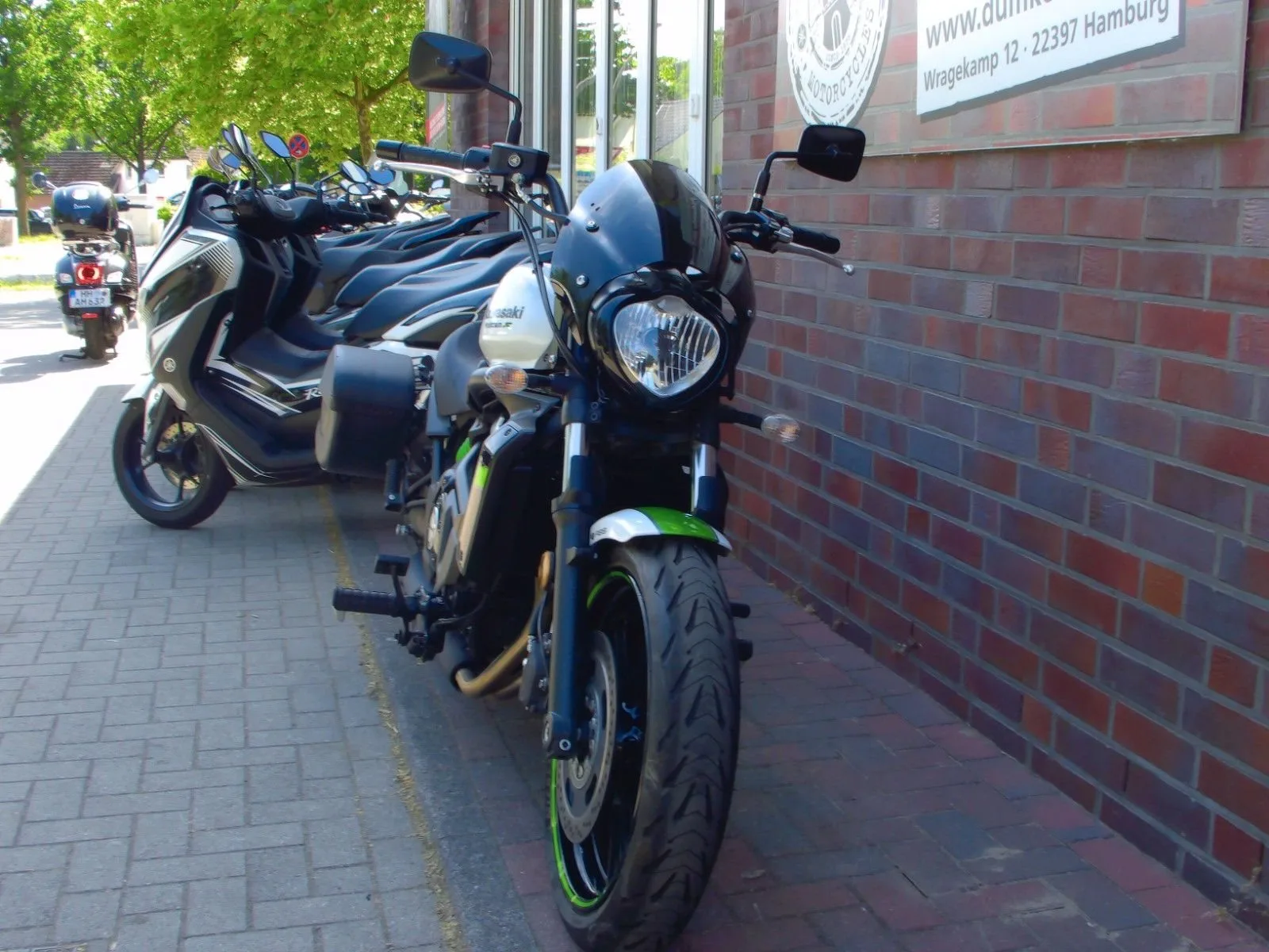 Kawasaki Vulcan S ABS 1. Hand