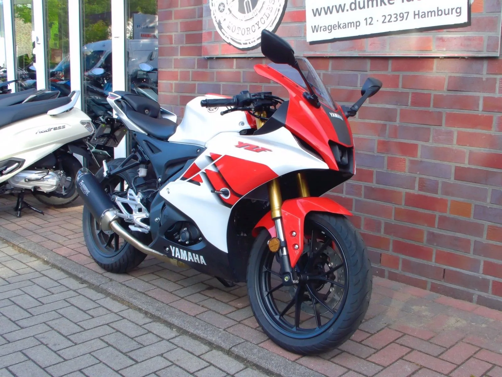 Yamaha R125