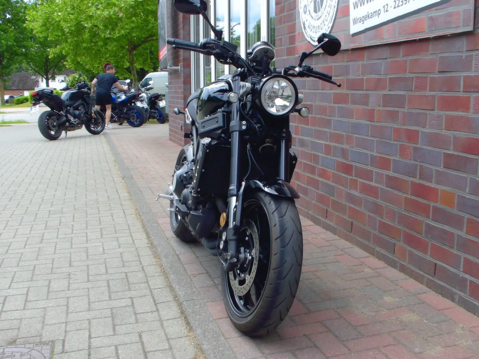 Yamaha XSR900 ABS 1. Hand