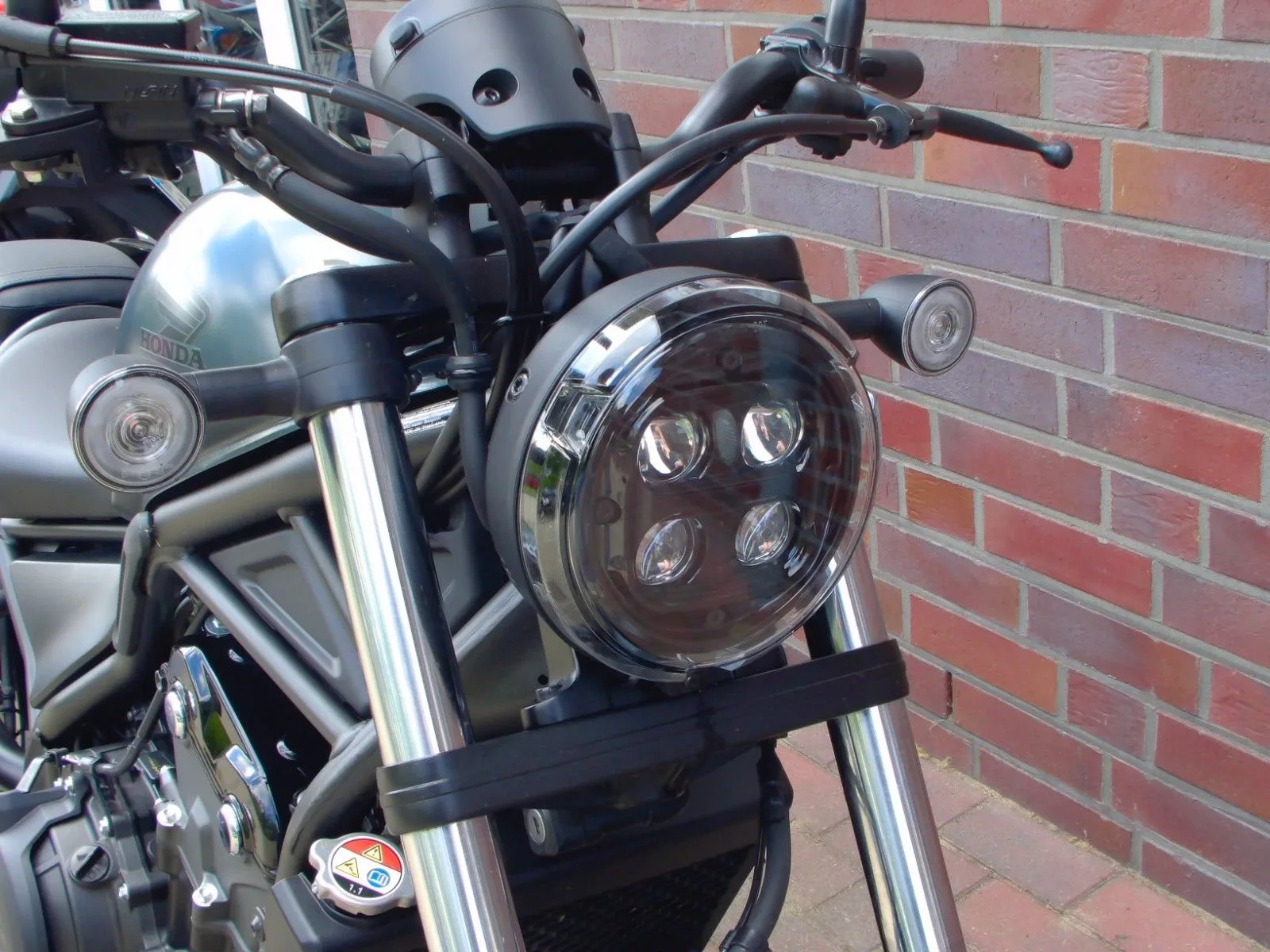 Honda CMX500 Rebel CMX 500 REBEL ABS 1. Hand