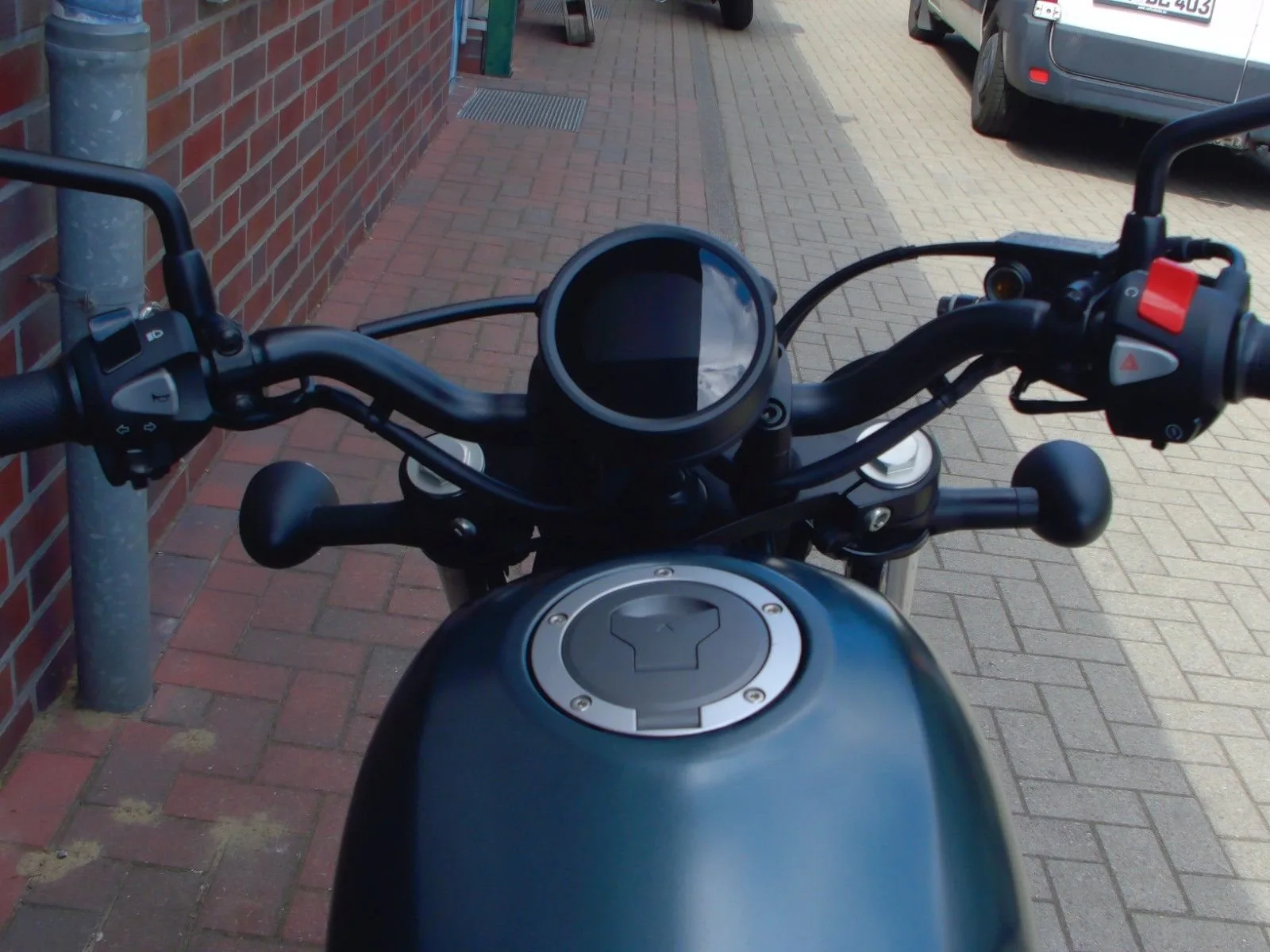 Honda CMX500 Rebel CMX 500 REBEL ABS 1. Hand
