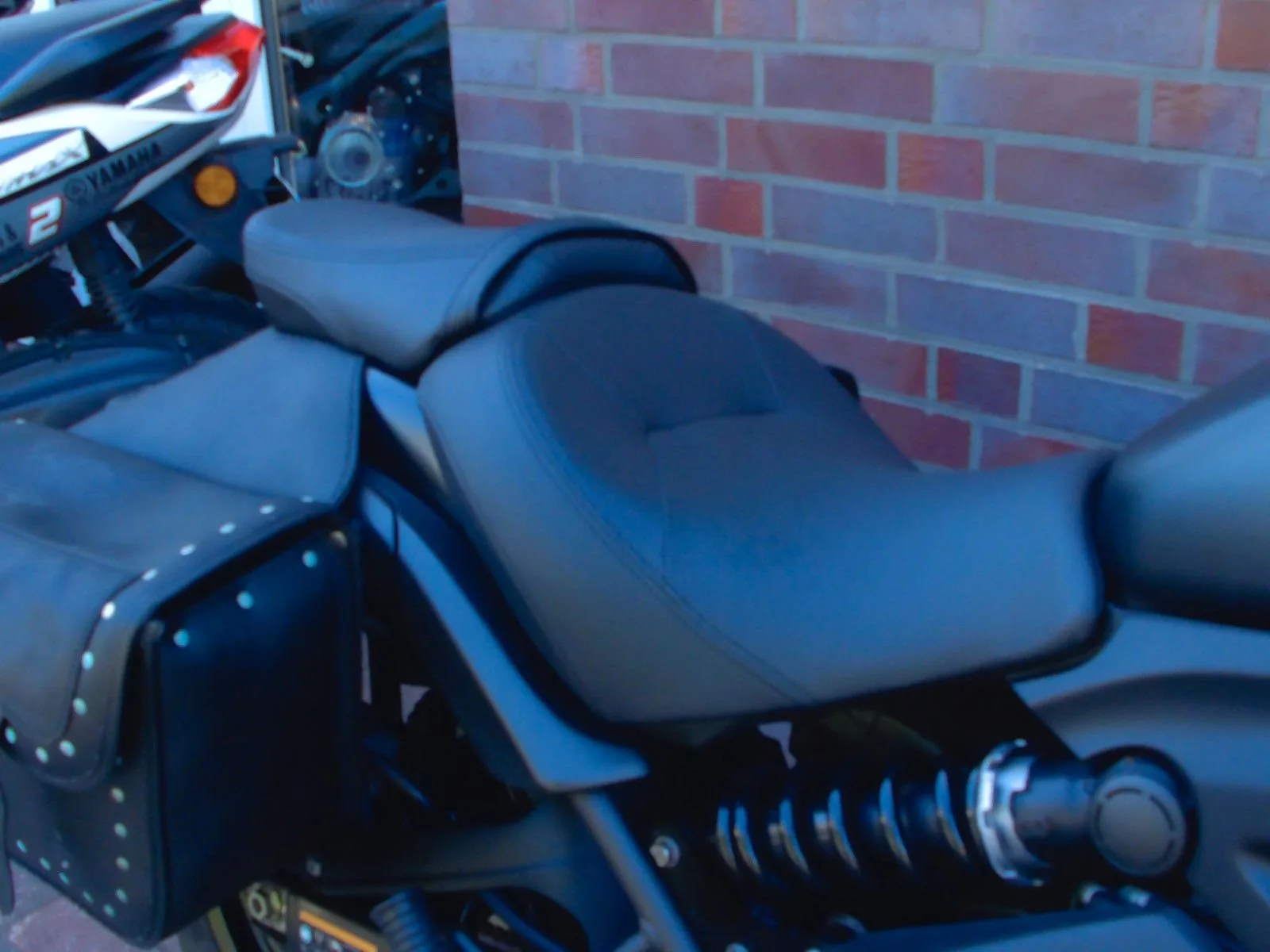 Kawasaki Vulcan S ABS 1. Hand
