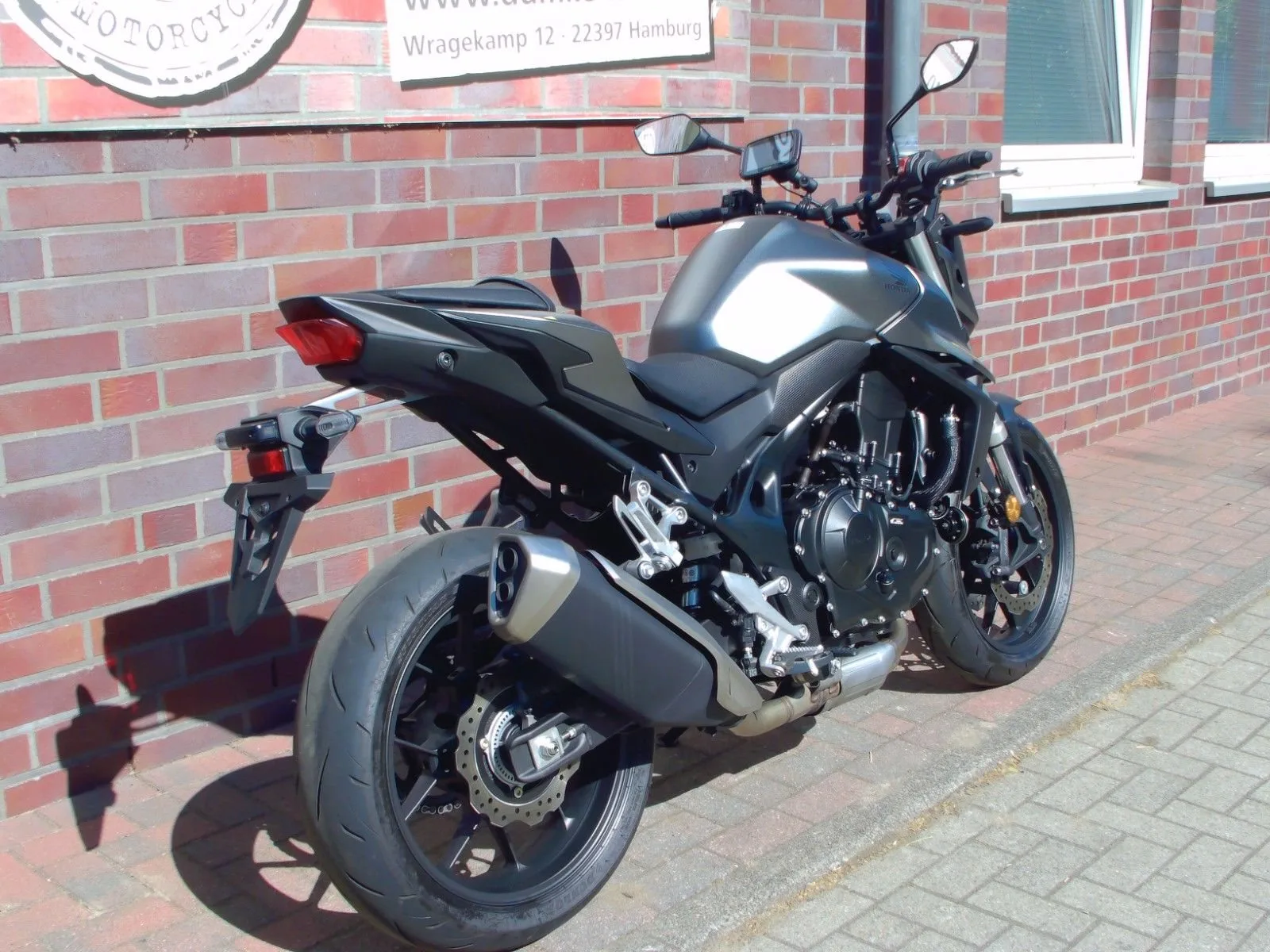 Honda CB750 Hornet CB 750 Hornet ABS \* 1. Hand \*