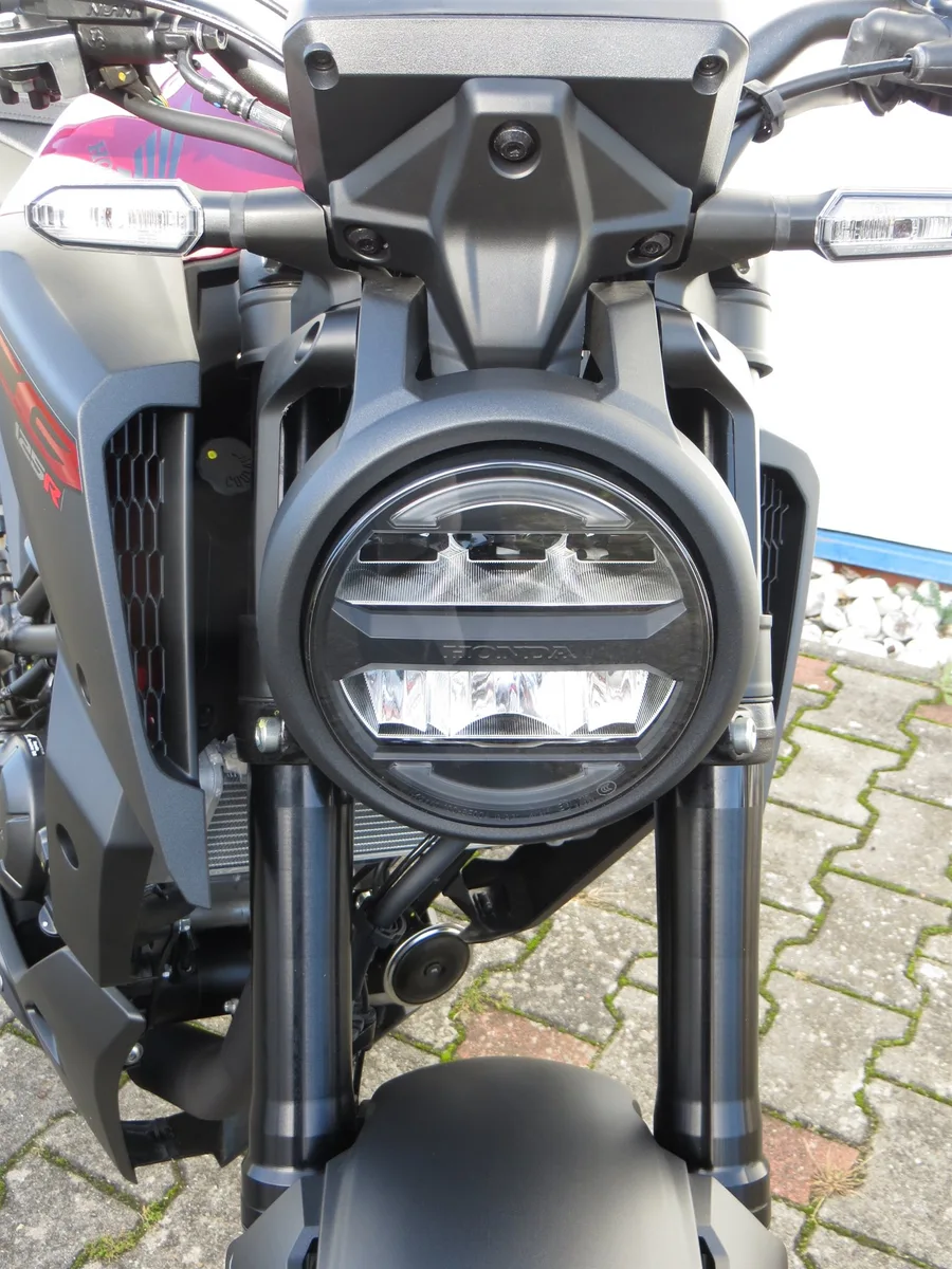 Honda CB125R CBR125 - Neu - Finanzierung ab 79,- € mtl.\*