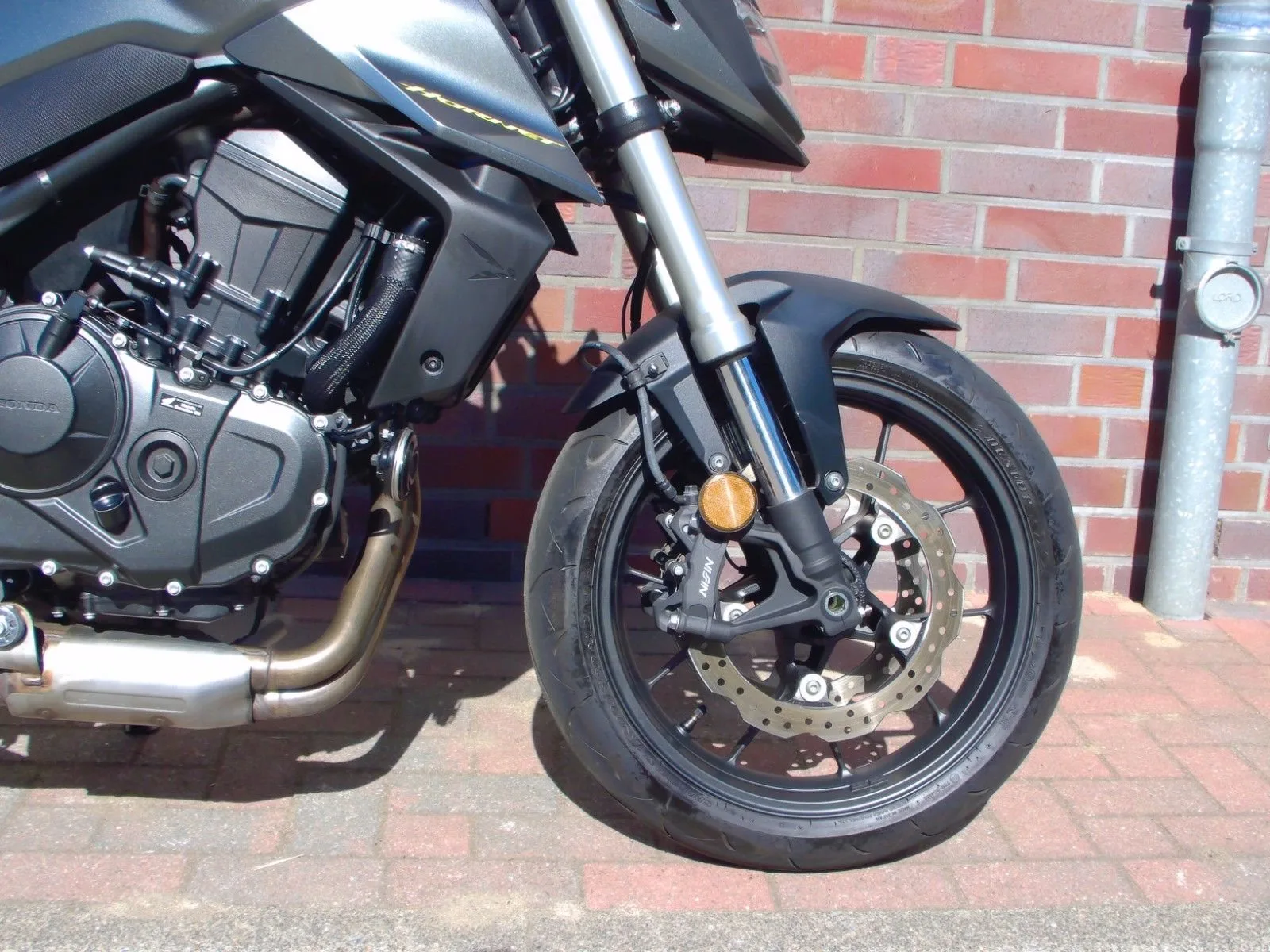 Honda CB750 Hornet CB 750 Hornet ABS \* 1. Hand \*