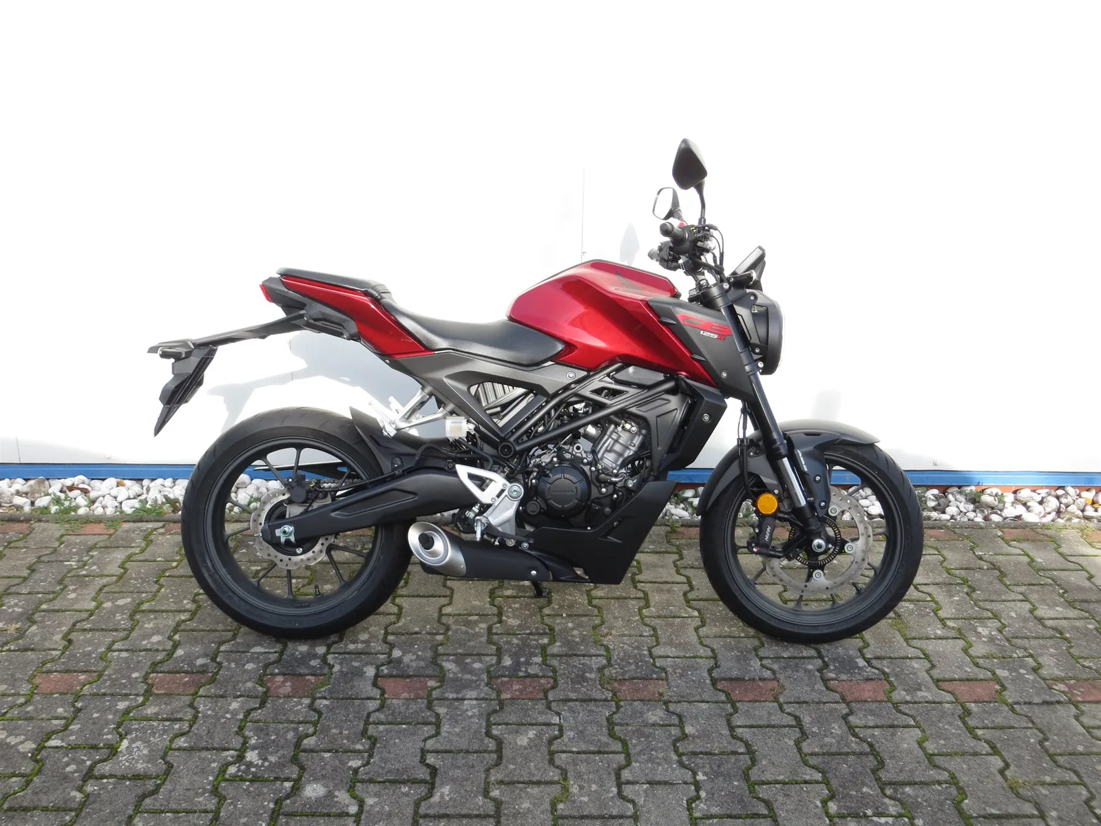 Honda CB125R CBR125 - Neu - Finanzierung ab 79,- € mtl.\*