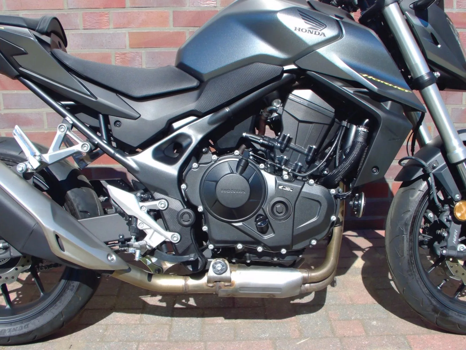 Honda CB750 Hornet CB 750 Hornet ABS \* 1. Hand \*