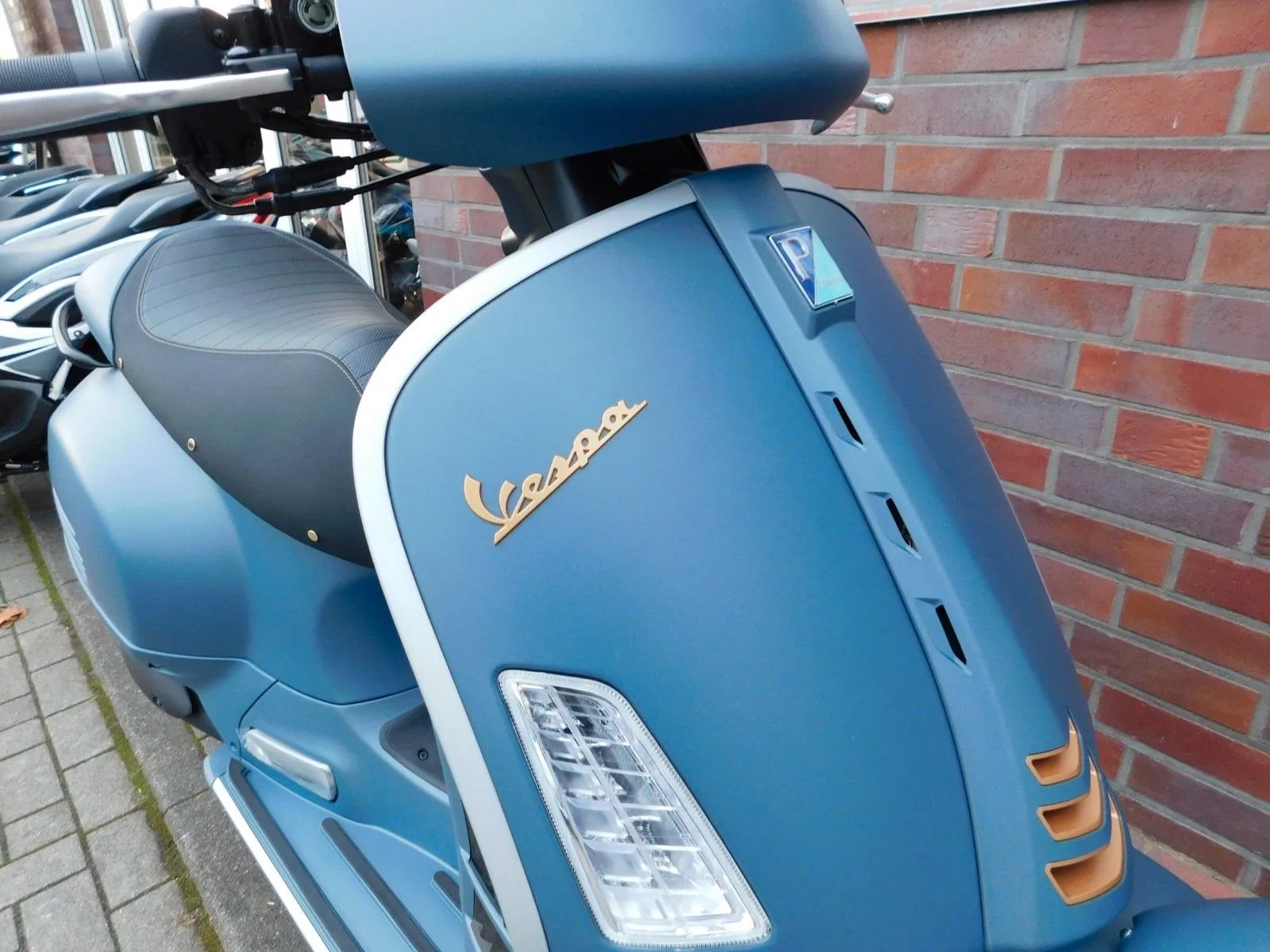 Vespa GTV 310 Officina 8