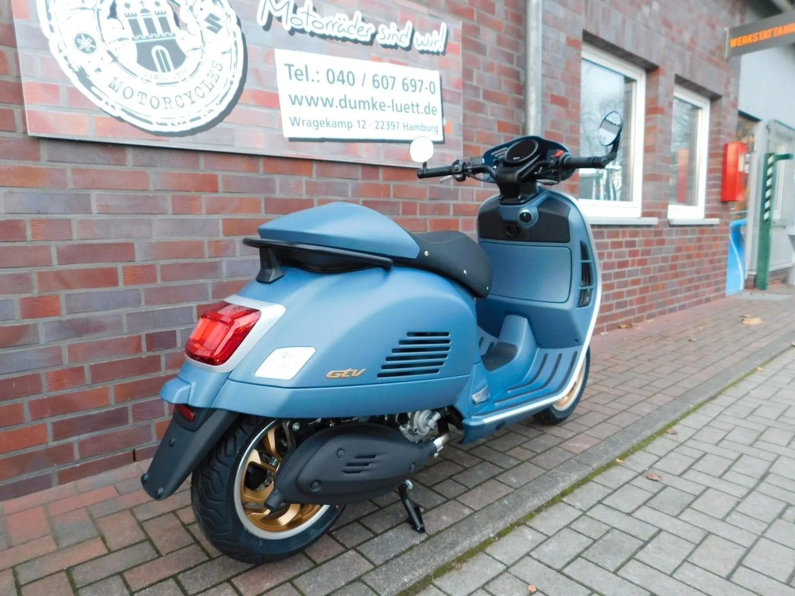 Vespa GTV 310 Officina 8