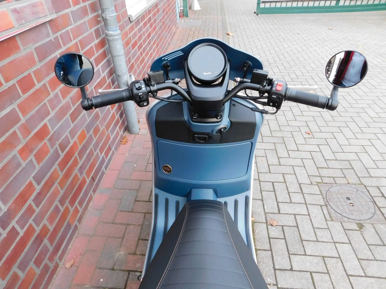 Vespa GTV 310 Officina 8