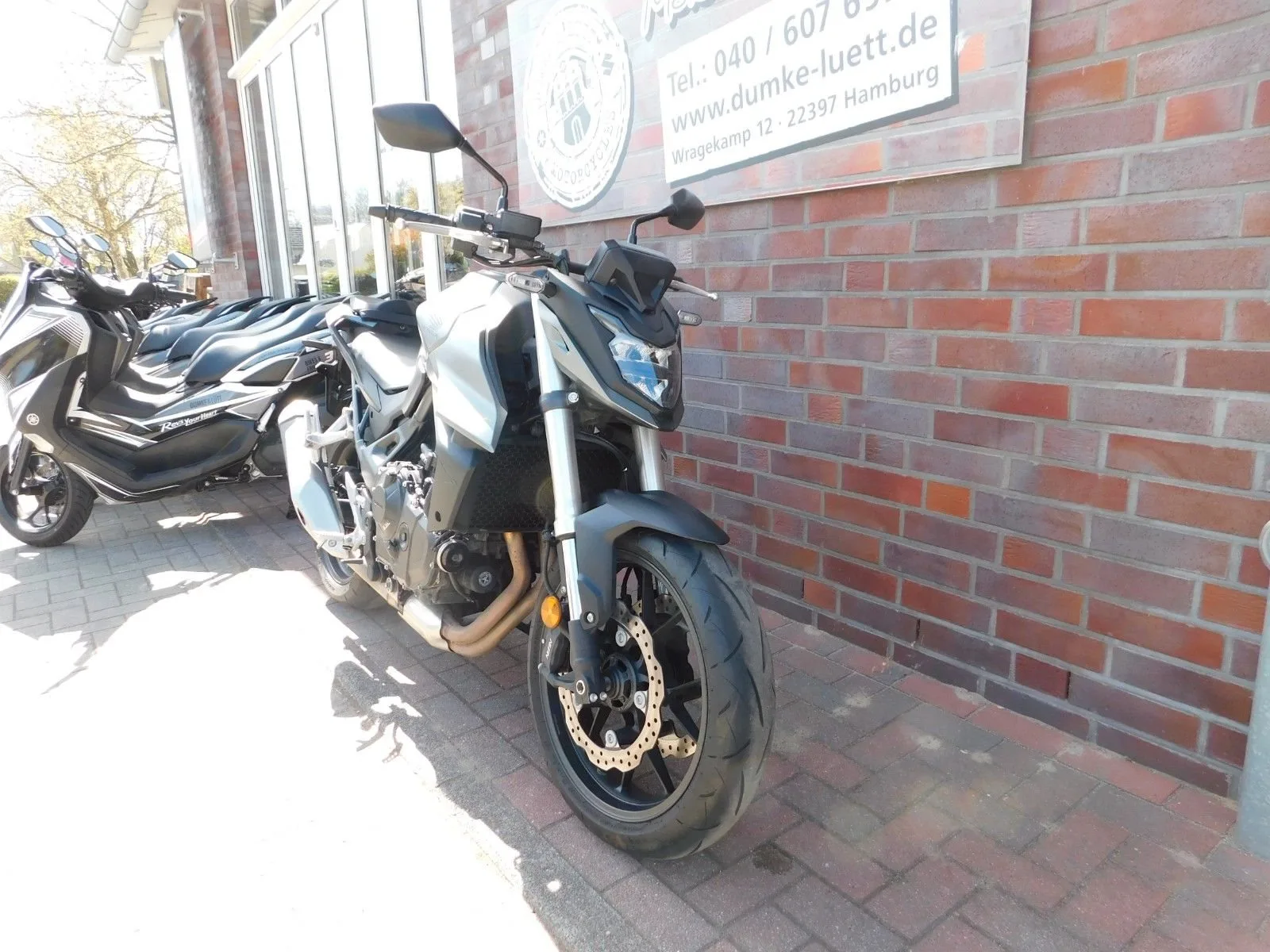 Honda CB750 Hornet CB 750 Hornet ABS \* 1. Hand \*