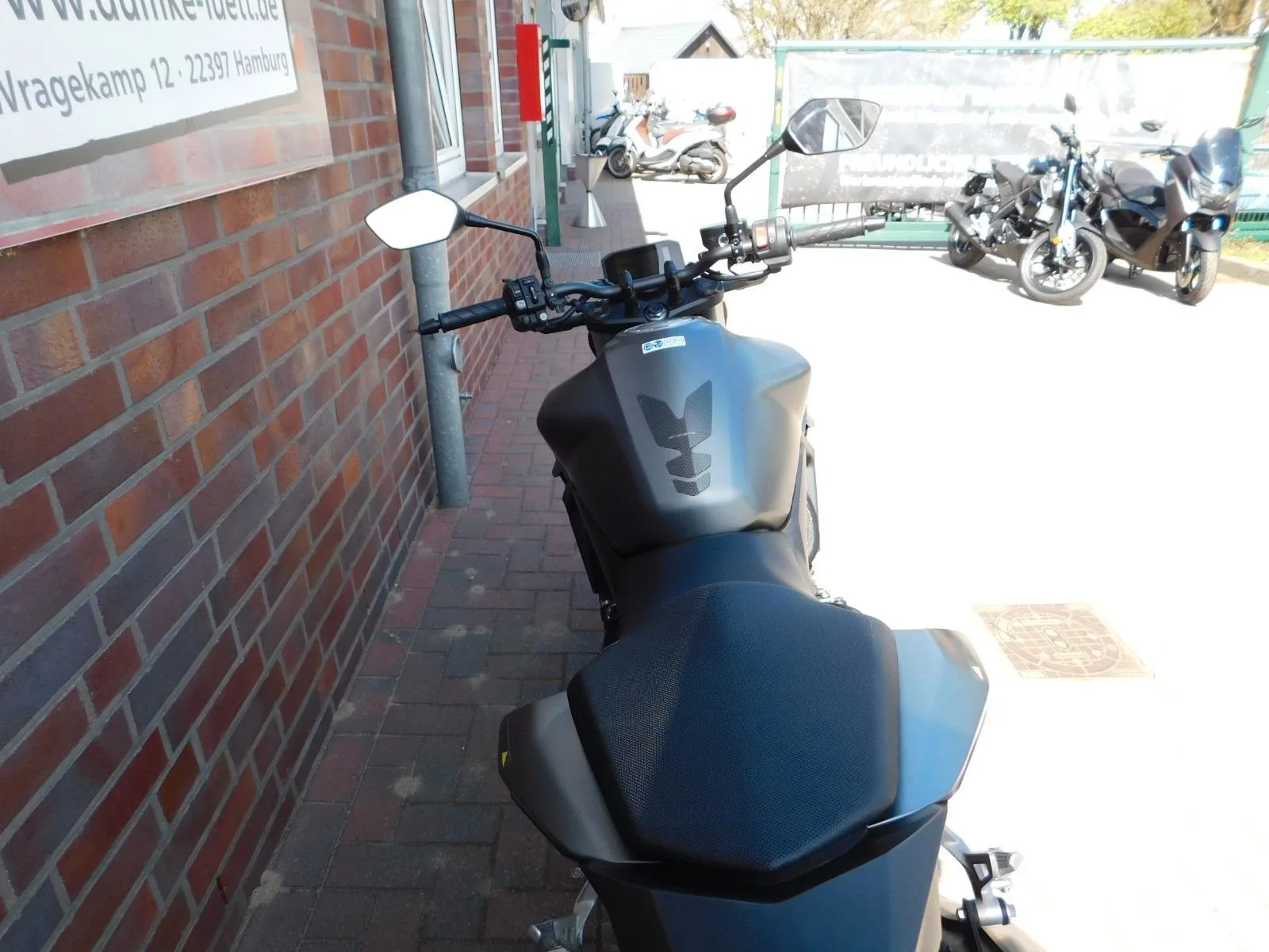 Honda CB750 Hornet CB 750 Hornet ABS \* 1. Hand \*