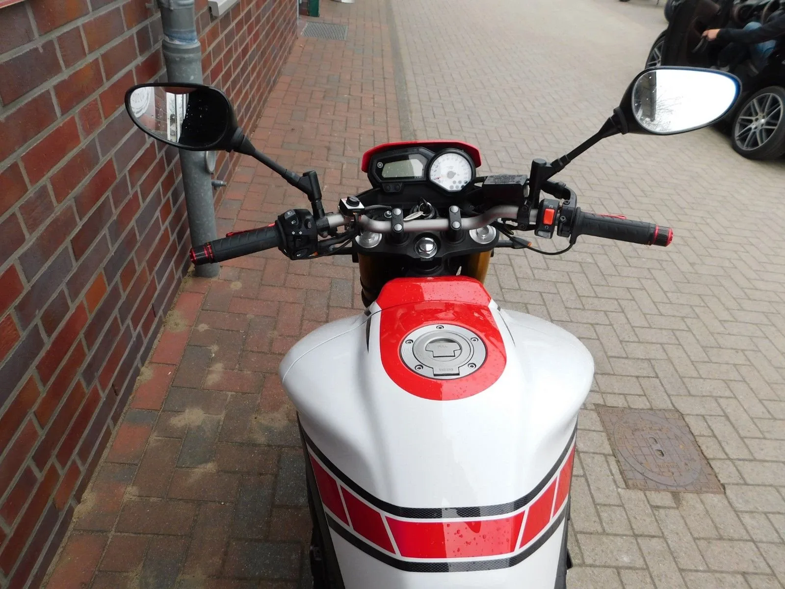 Yamaha FZ-8N