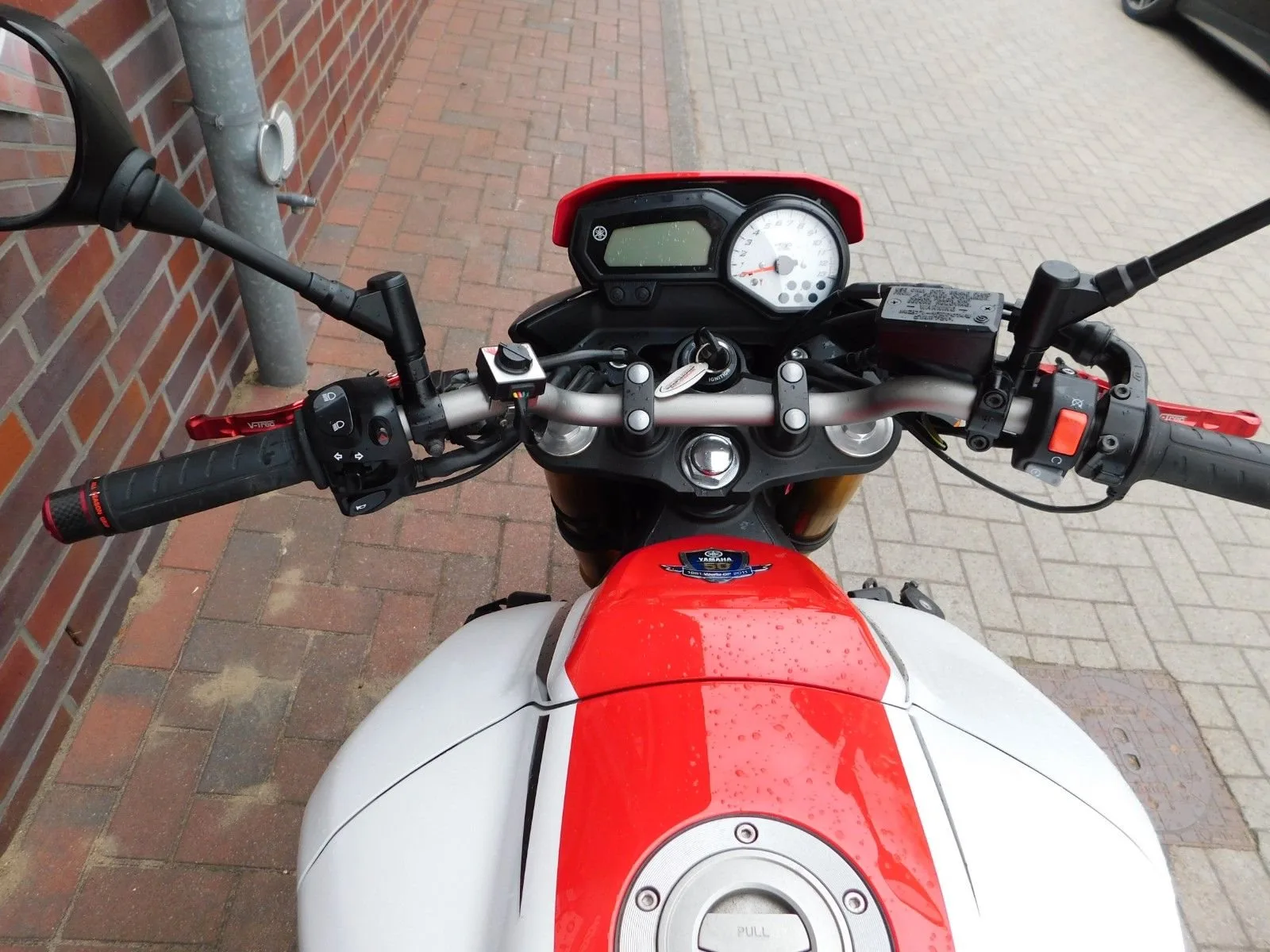 Yamaha FZ-8N