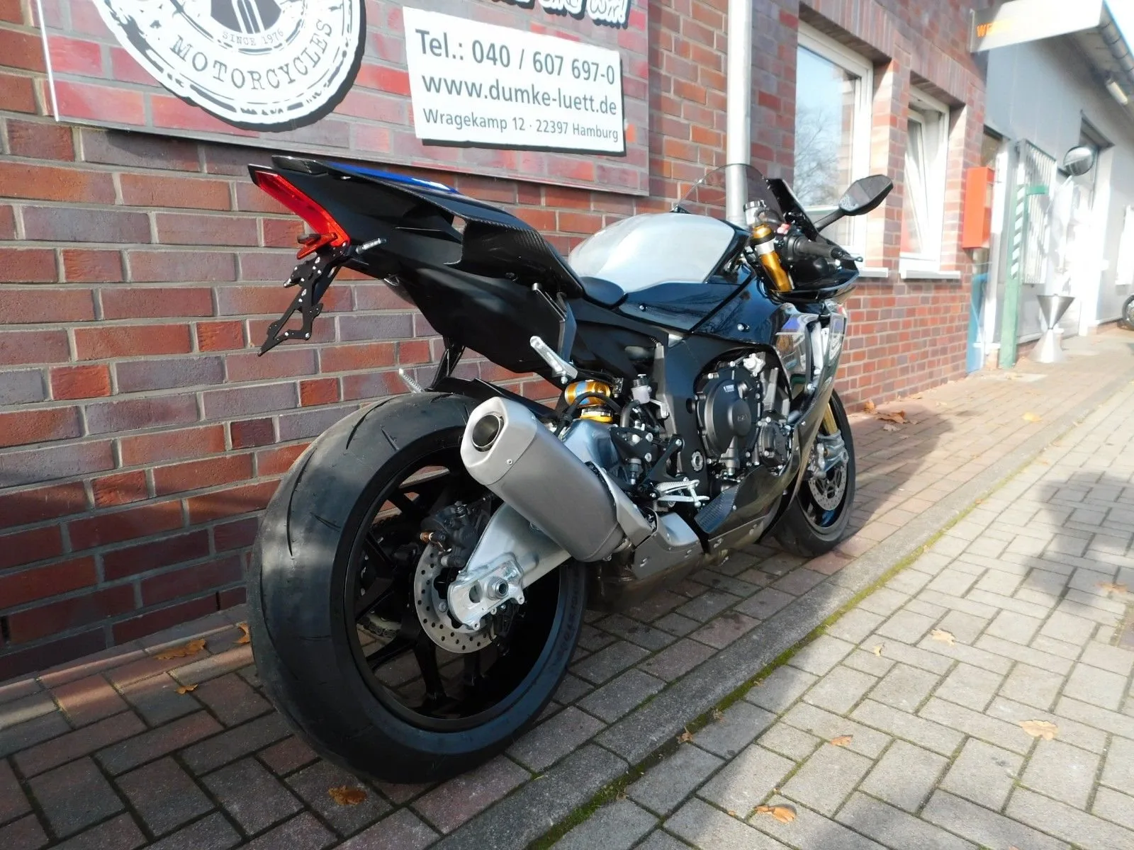 Yamaha R1M