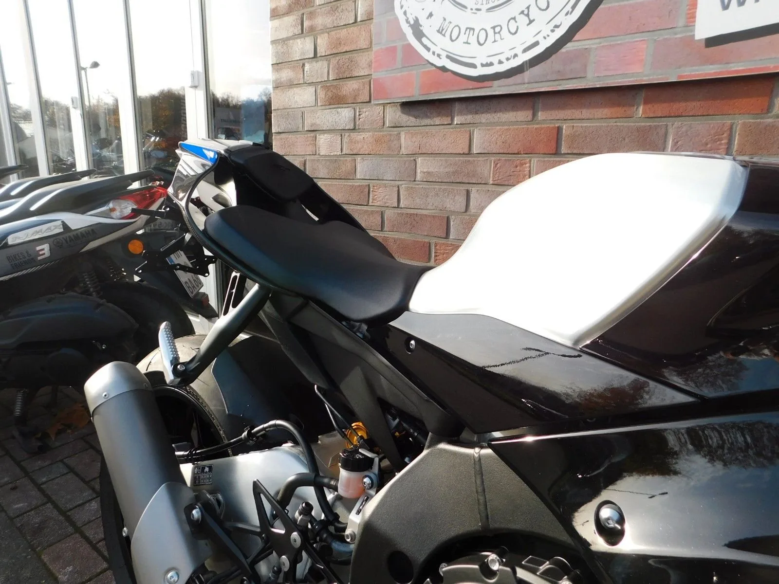 Yamaha R1M