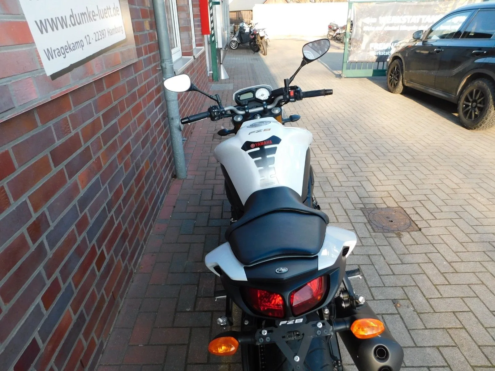 Yamaha FZ-8N ABS