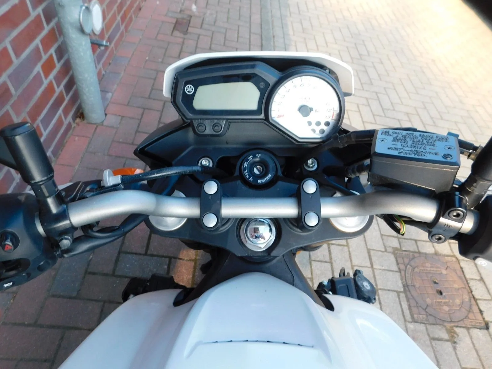 Yamaha FZ-8N ABS