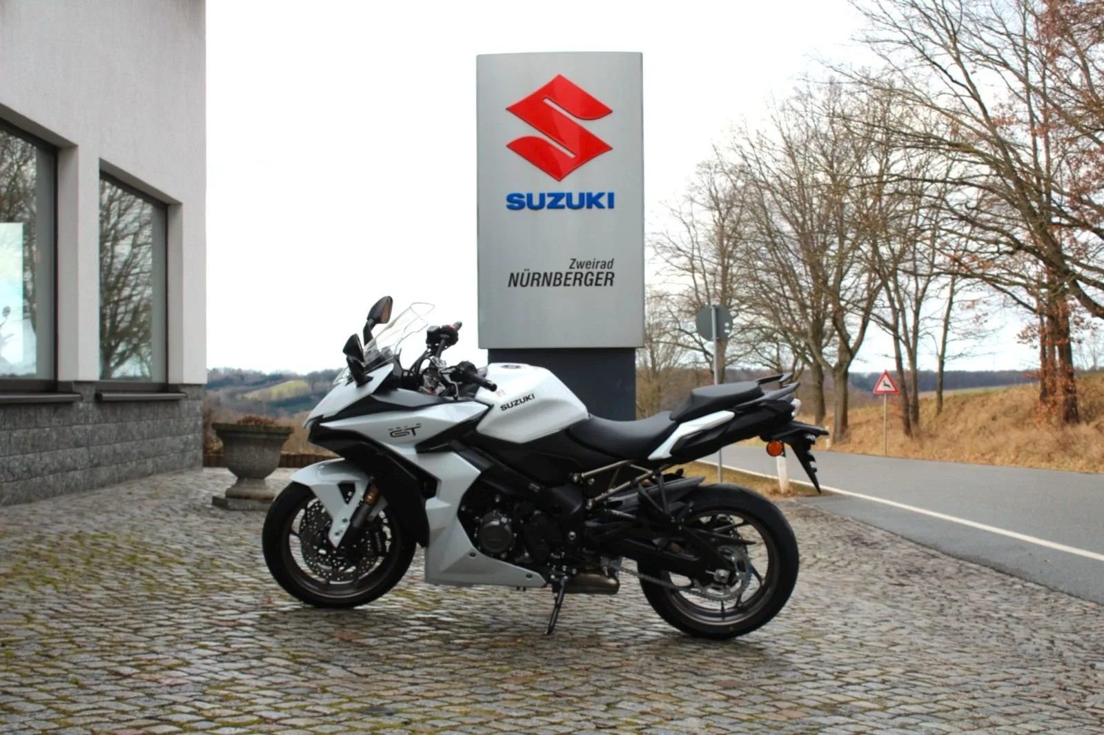 Suzuki GSX-S1000GT