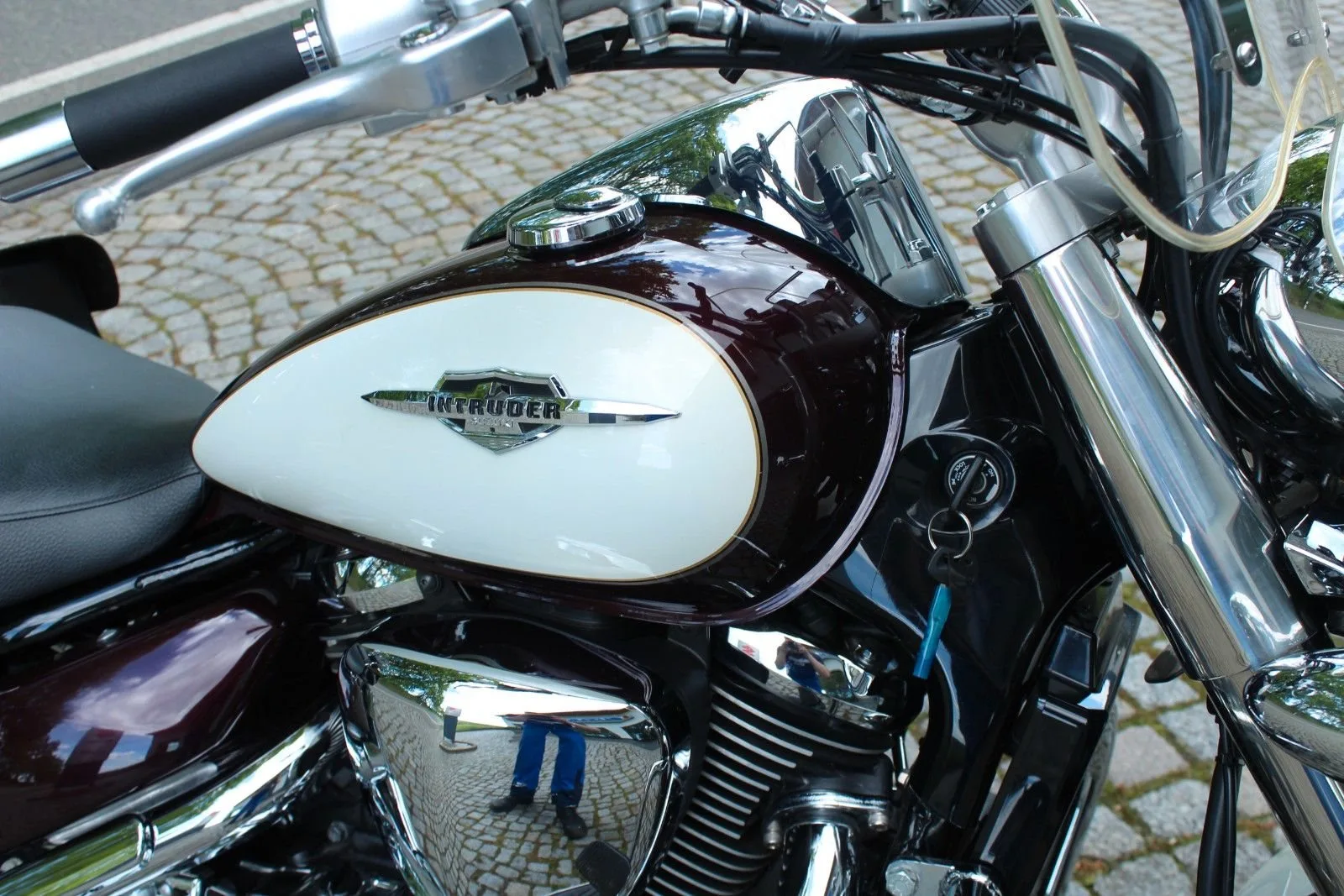 Suzuki Intruder M800