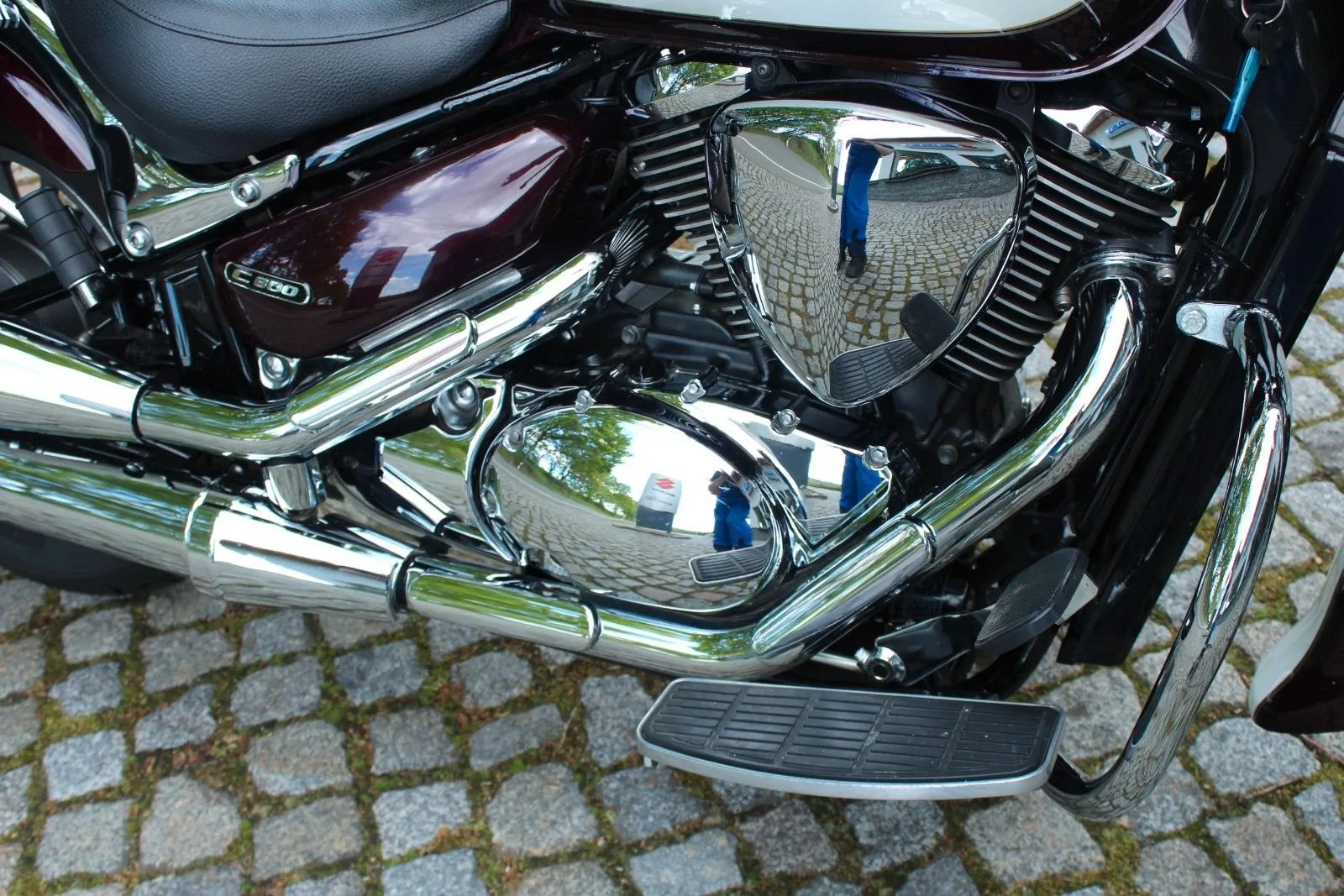 Suzuki Intruder M800