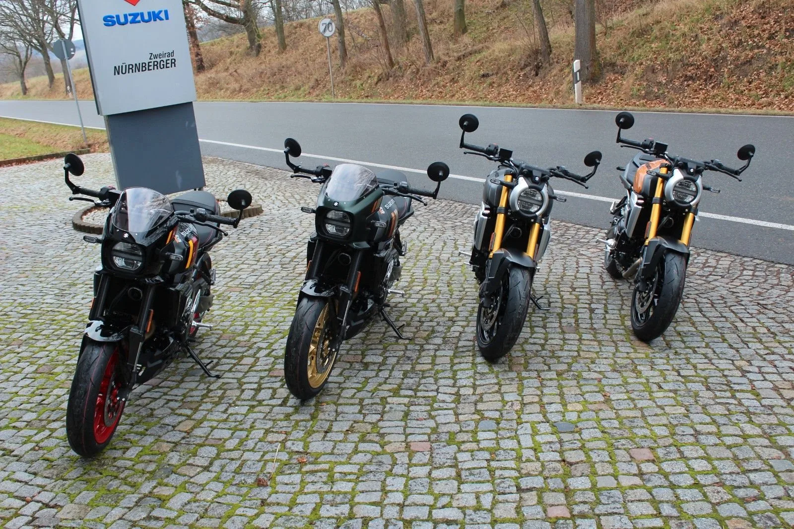 Suzuki GSX-8T