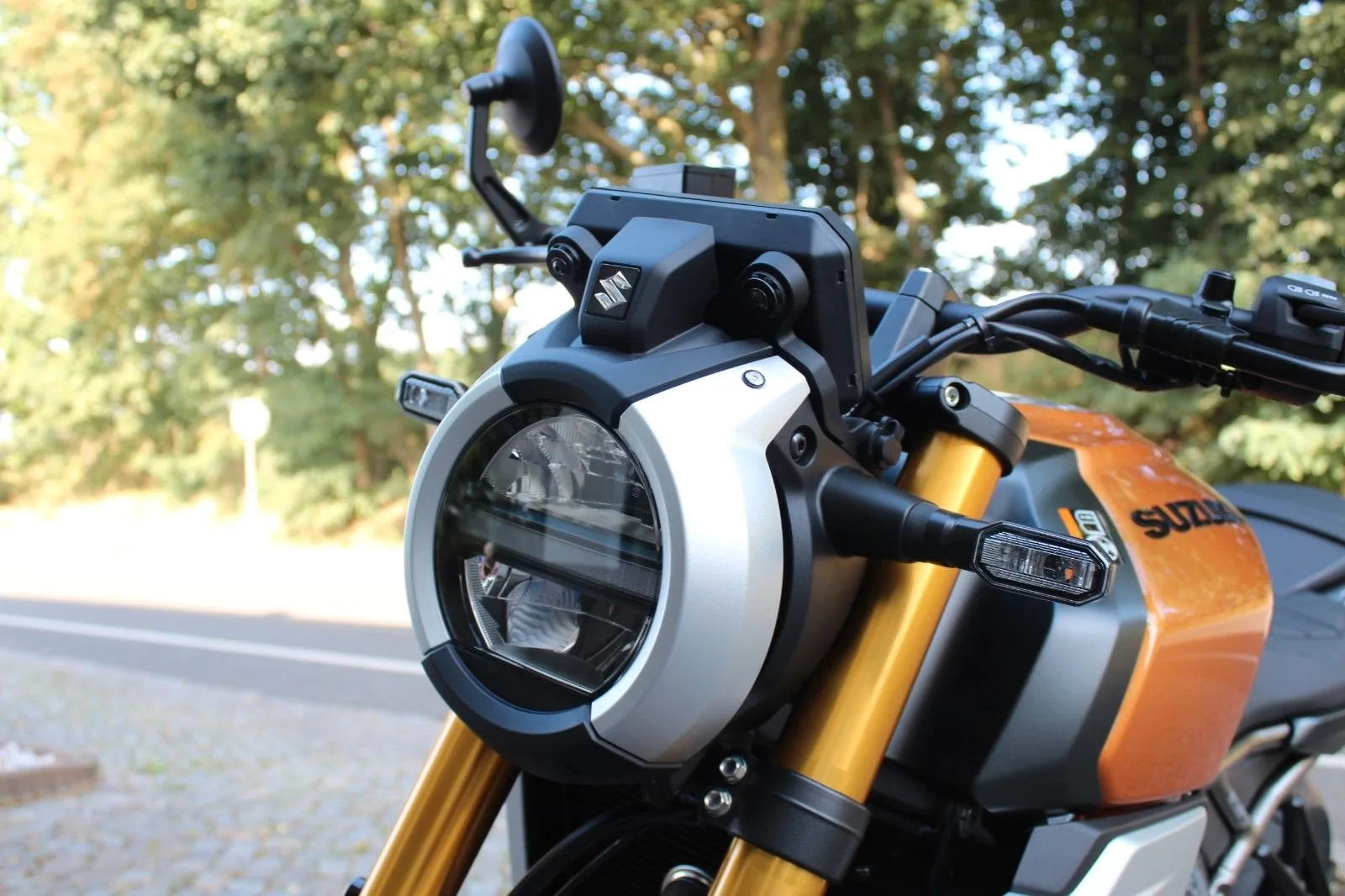Suzuki GSX-8T