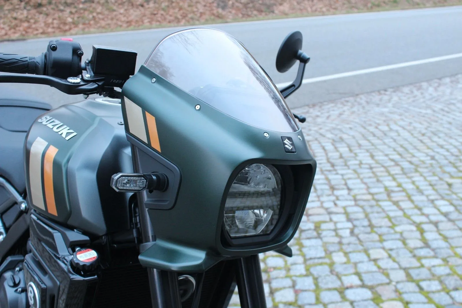 Suzuki GSX-8T