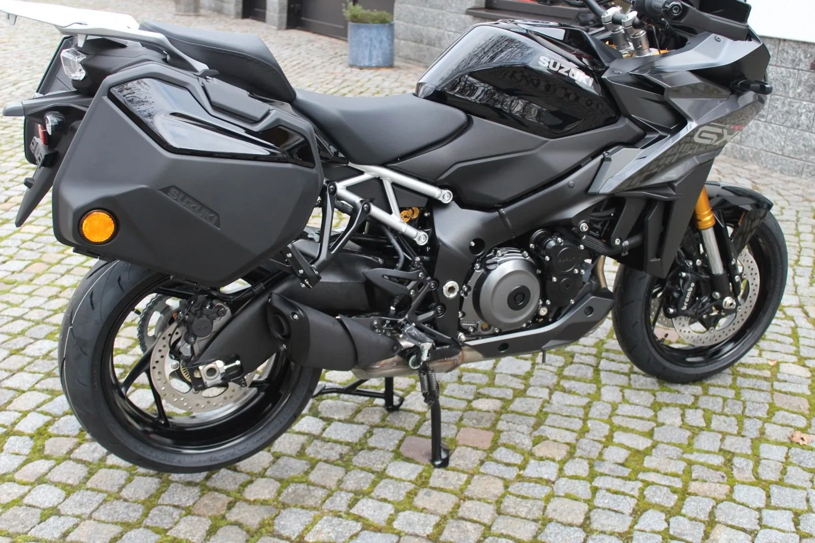 Suzuki GSX-S1000GX