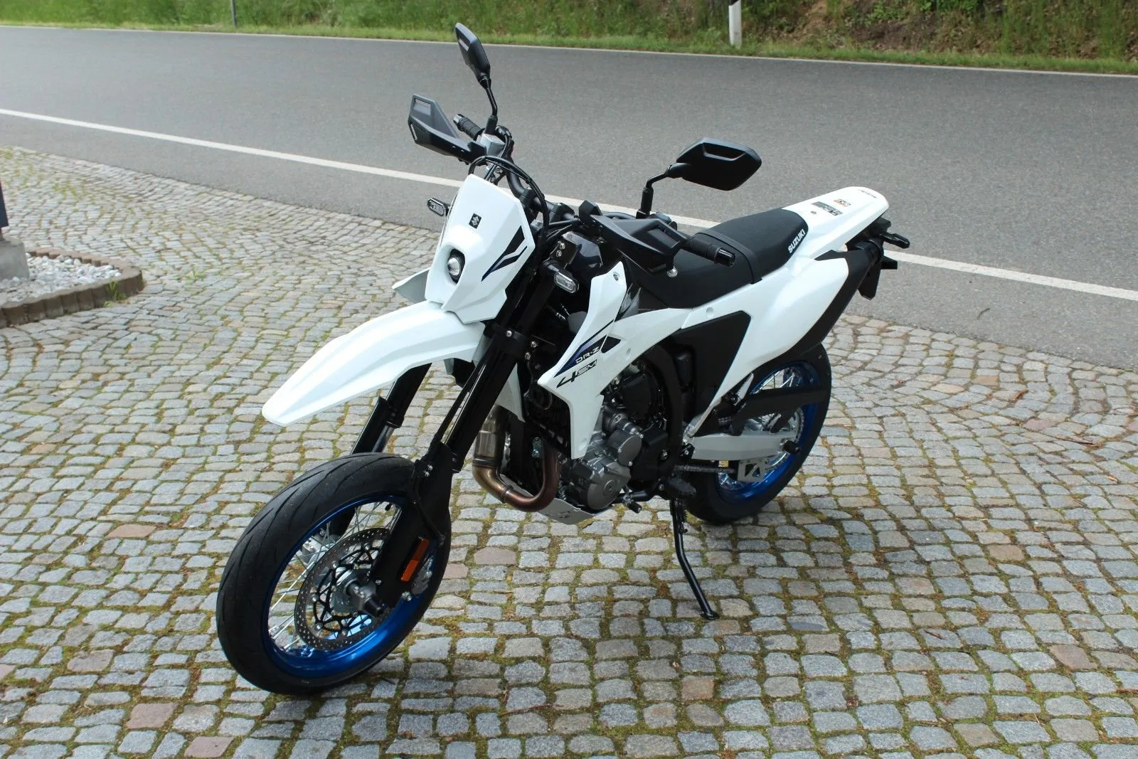 Suzuki DR-Z4S