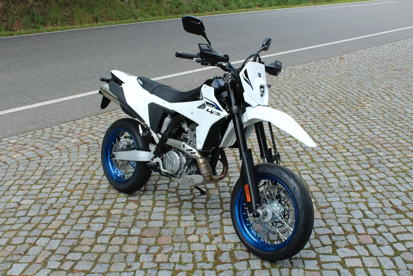Suzuki DR-Z4S