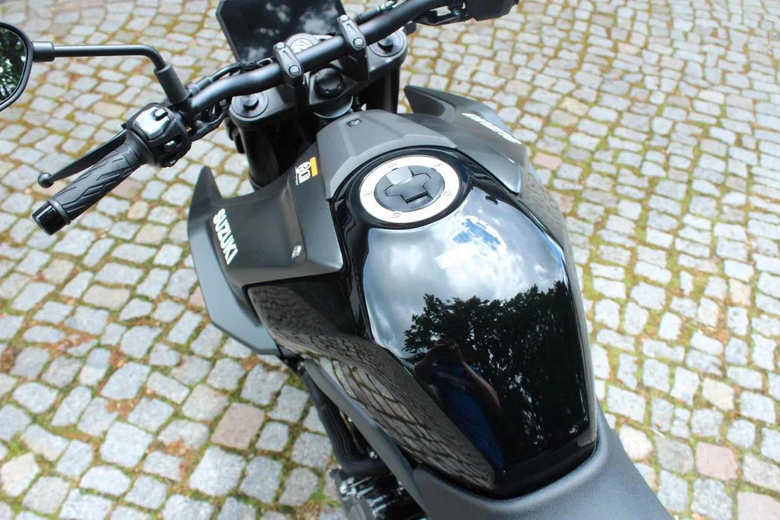 Suzuki GSX-8S