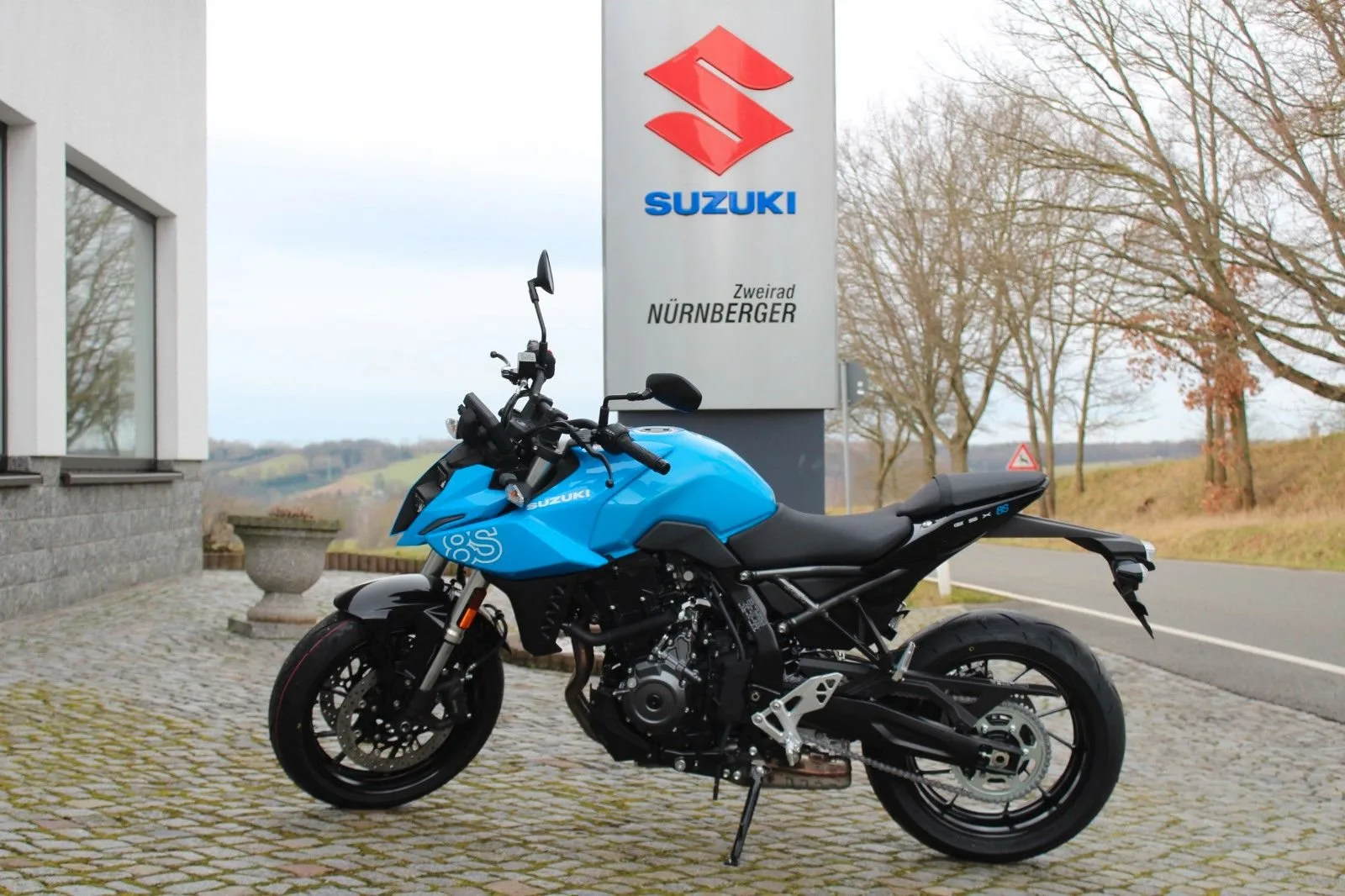 Suzuki GSX-8S