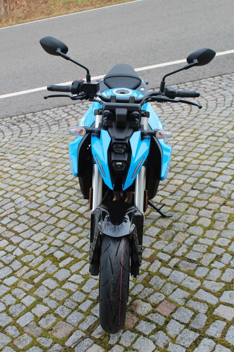 Suzuki GSX-8S