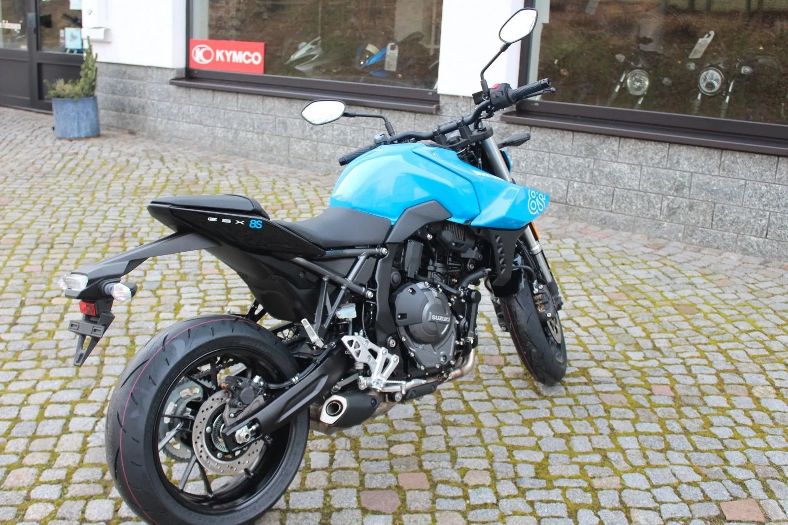 Suzuki GSX-8S