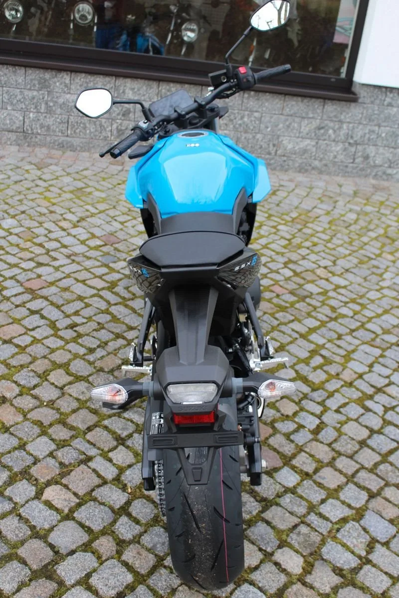 Suzuki GSX-8S