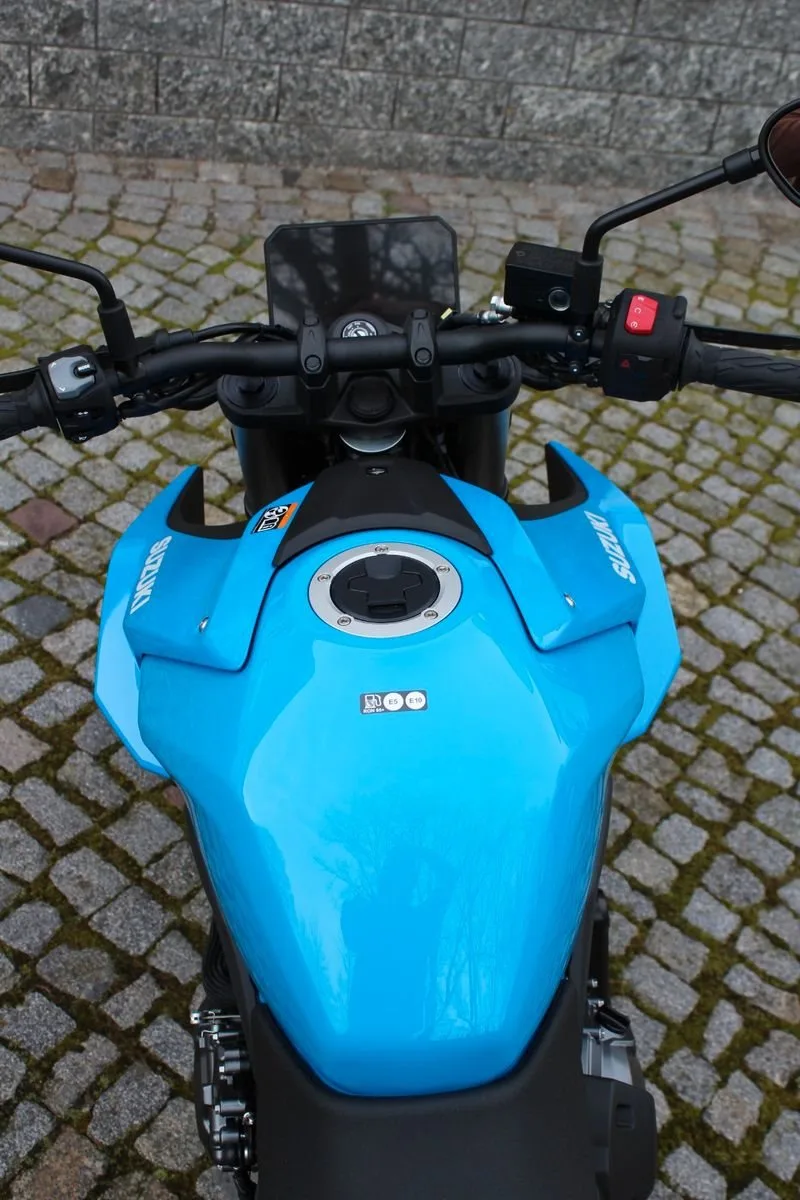 Suzuki GSX-8S