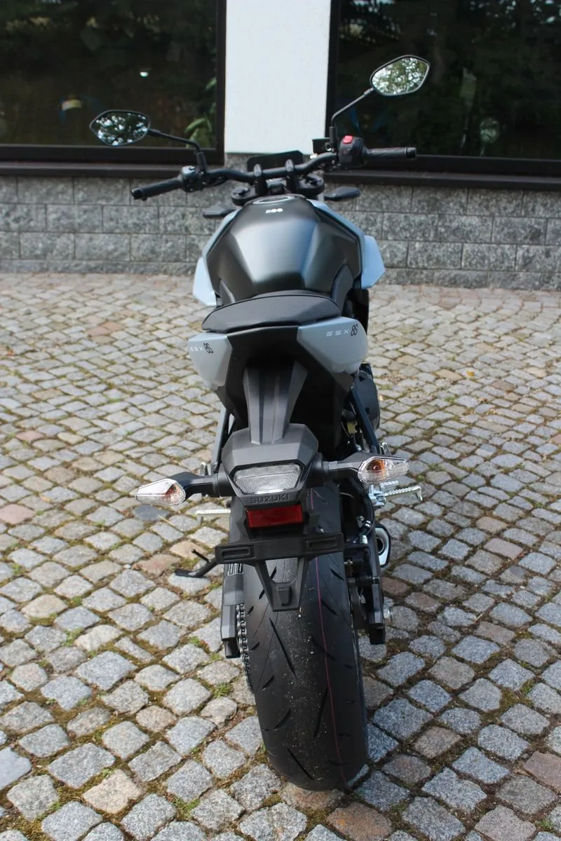 Suzuki GSX-8S