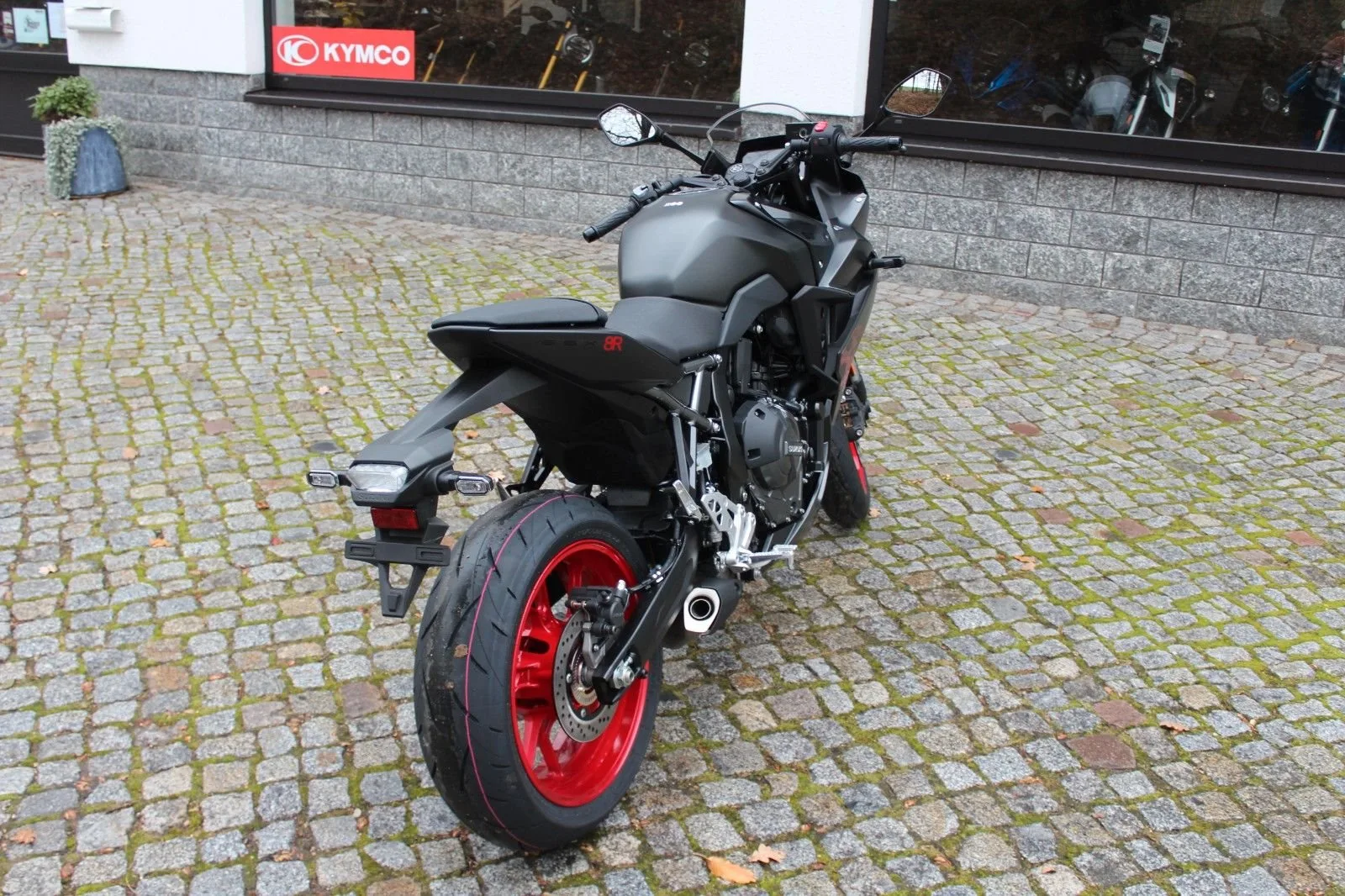 Suzuki GSX-8R