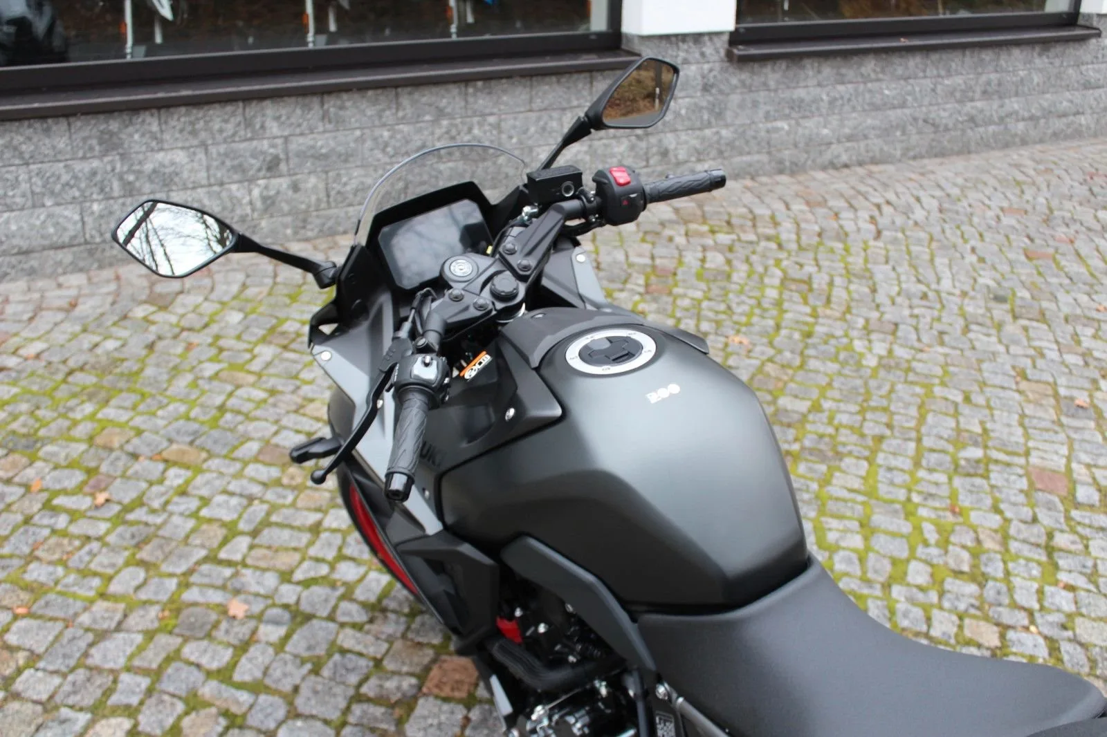 Suzuki GSX-8R