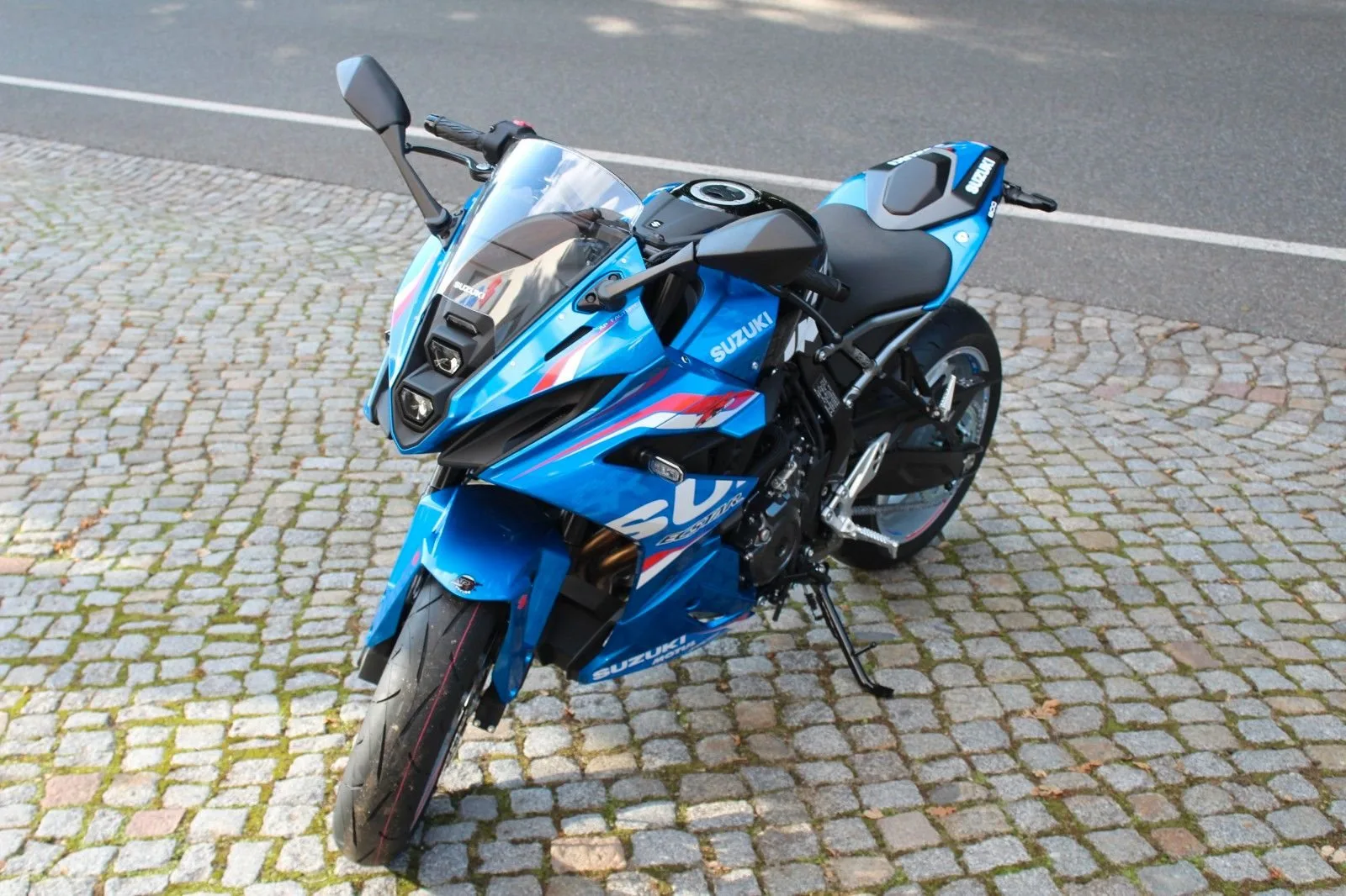 Suzuki GSX-8R