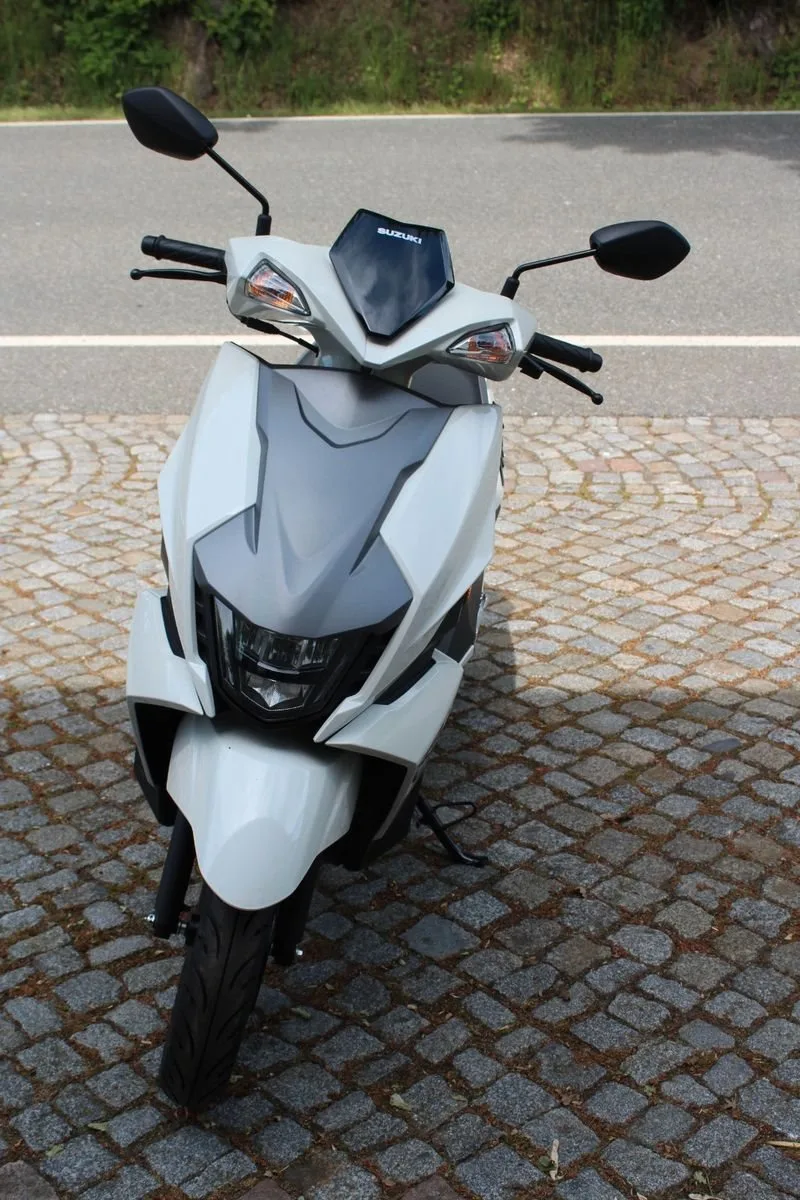 Suzuki Avenis 125